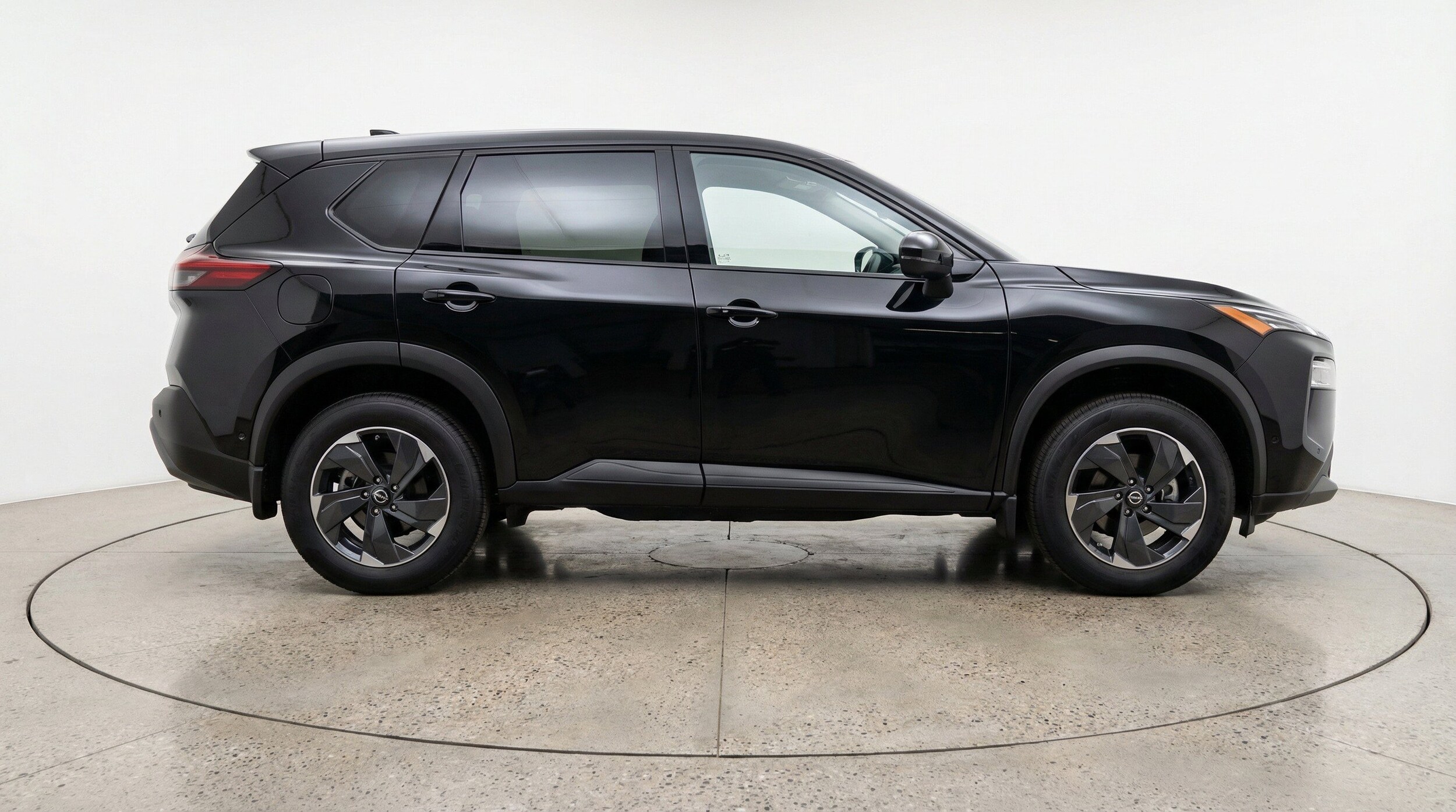 Thumbnail: 2025 Nissan Rogue - 10