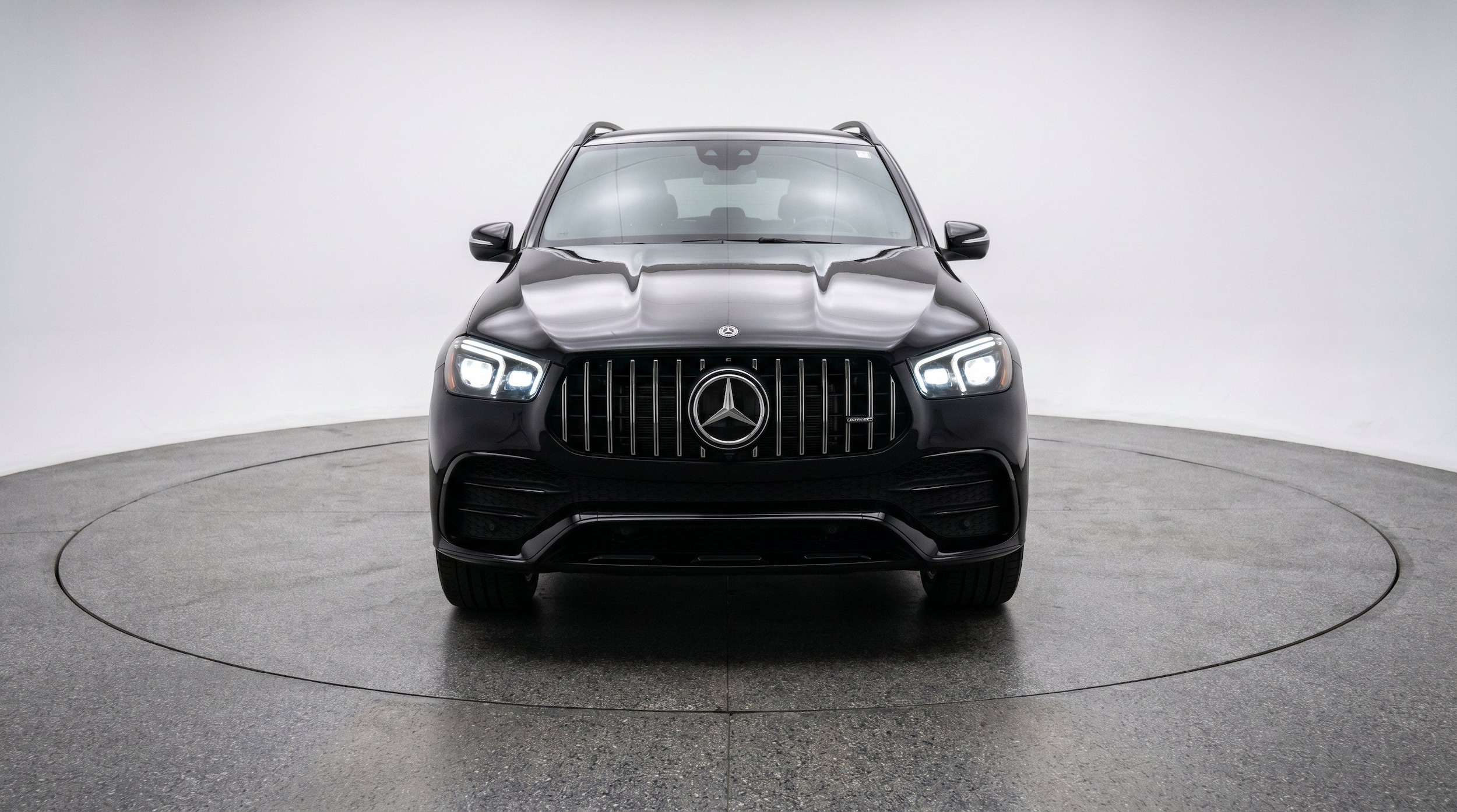 Thumbnail: 2026 Mercedes-Benz GLE - 2