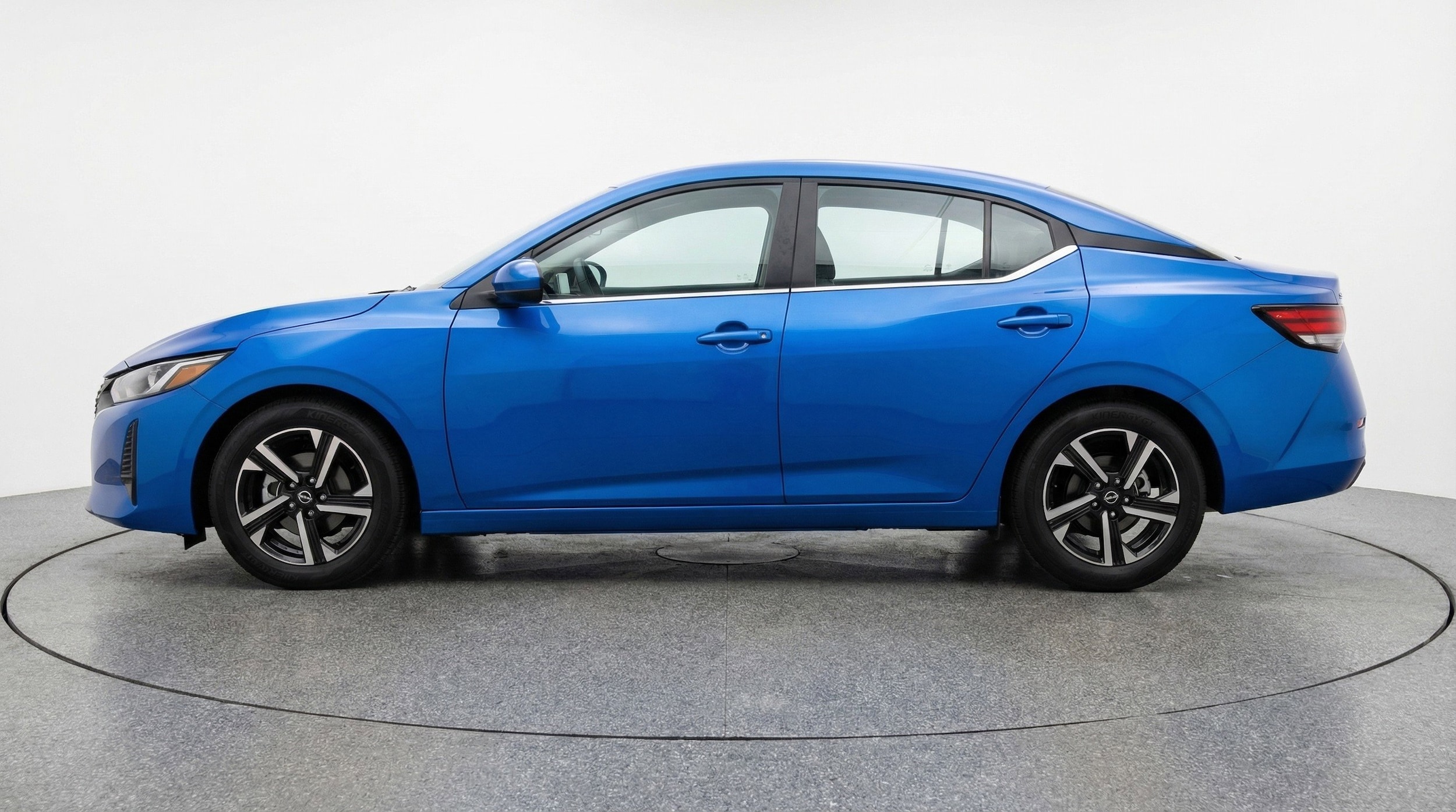 Thumbnail: 2025 Nissan Sentra - 5