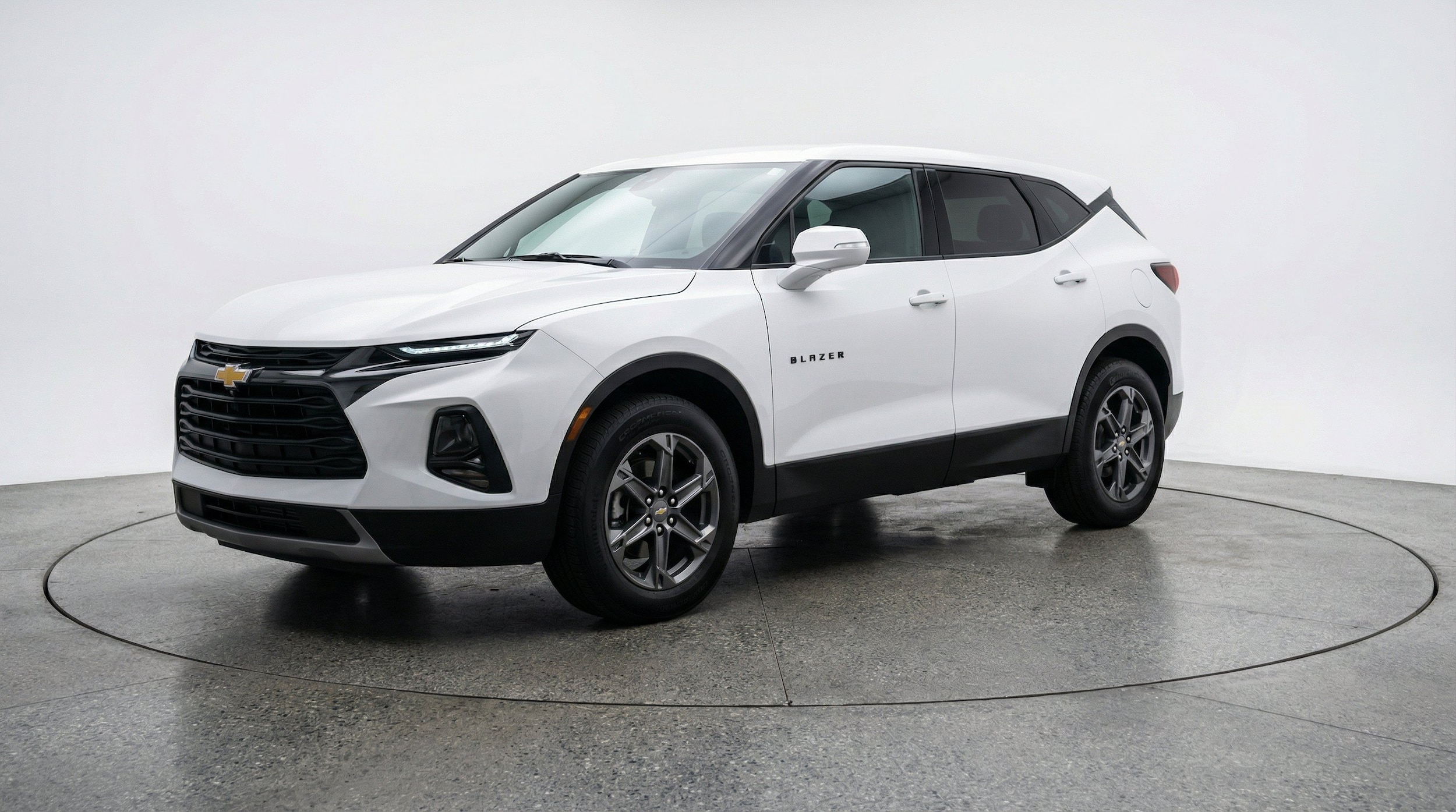 Thumbnail: 2025 Chevrolet Blazer - 3