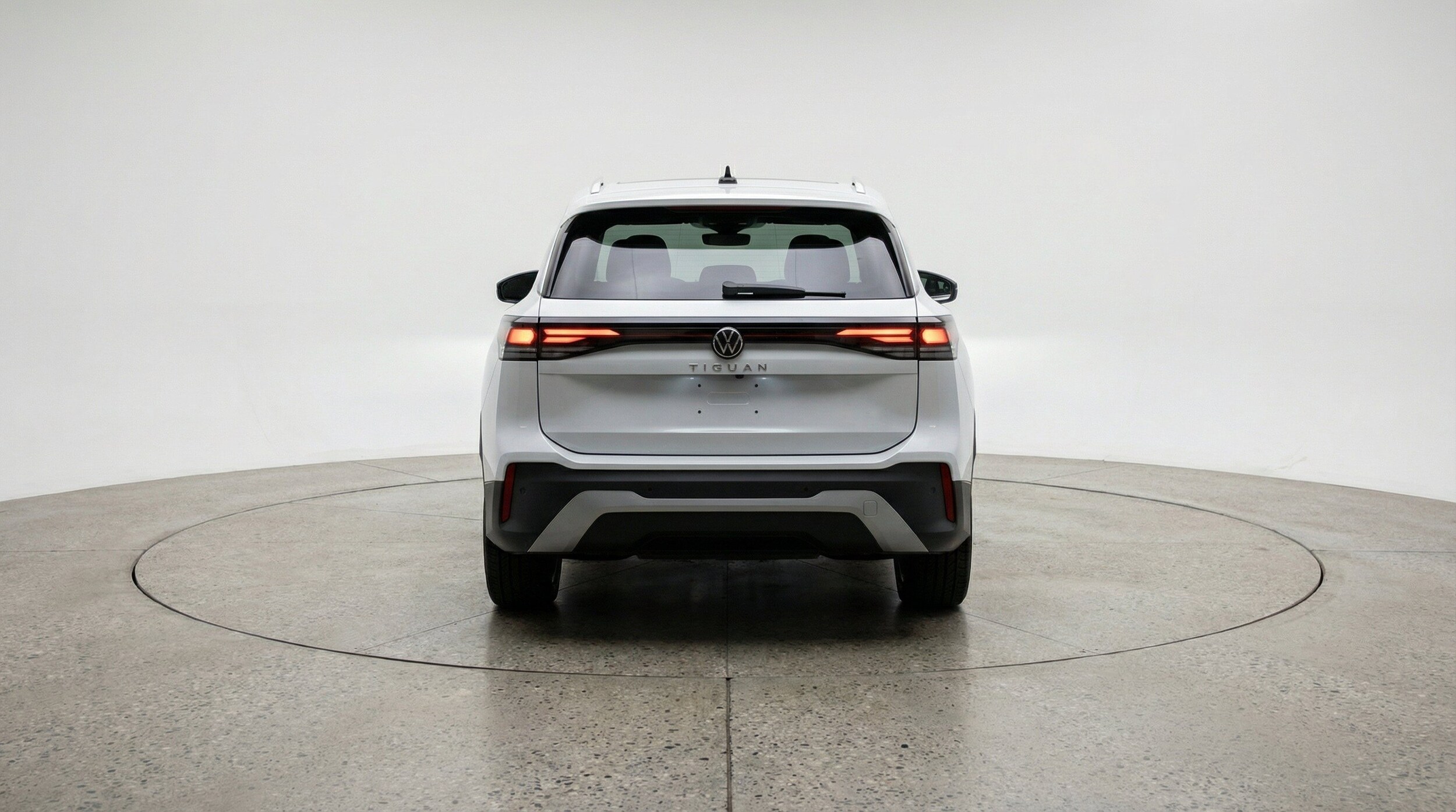 Thumbnail: 2026 Volkswagen Tiguan - 7