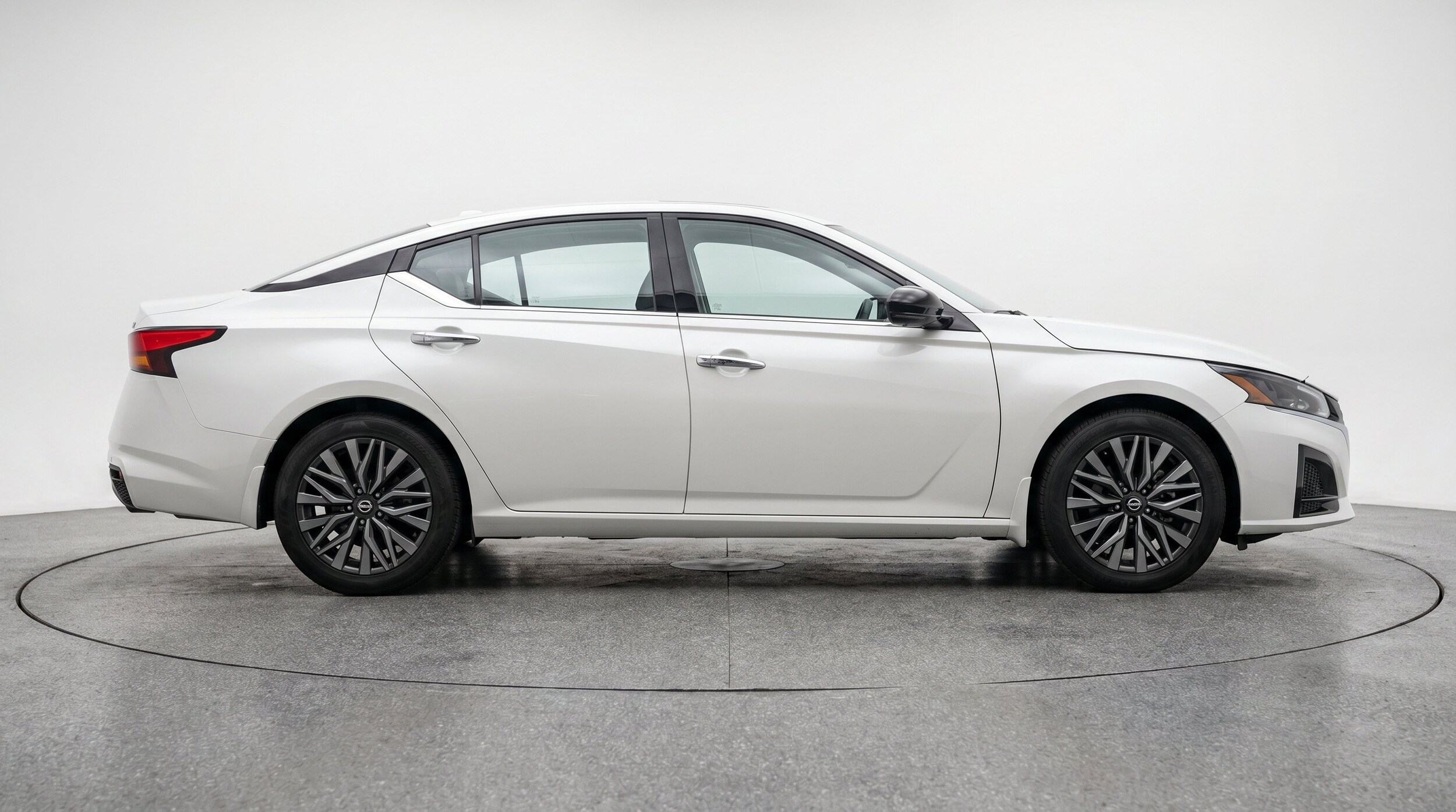 Thumbnail: 2025 Nissan Altima - 11
