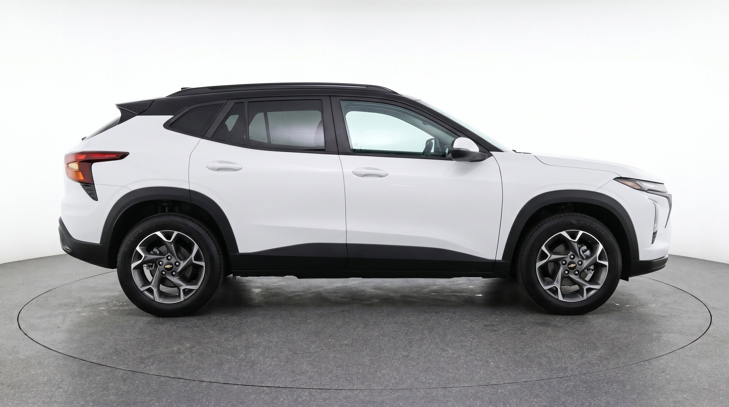 Thumbnail: 2025 Chevrolet Trax - 11