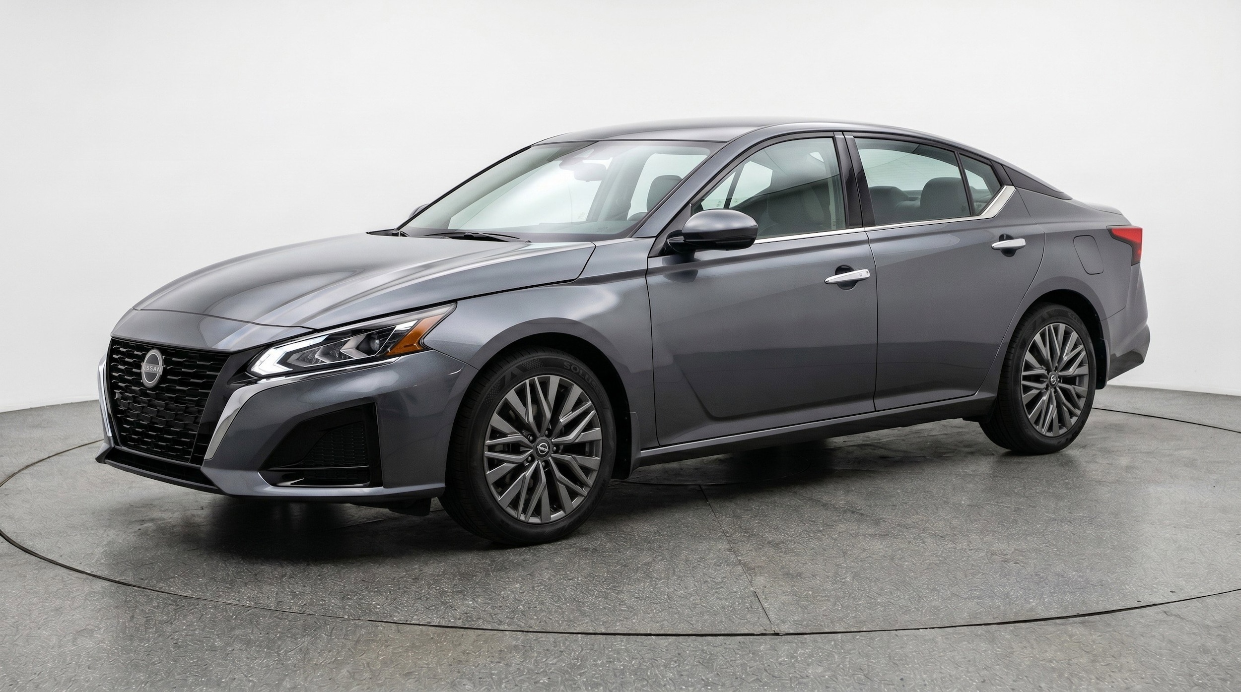 Thumbnail: 2025 Nissan Altima - 3