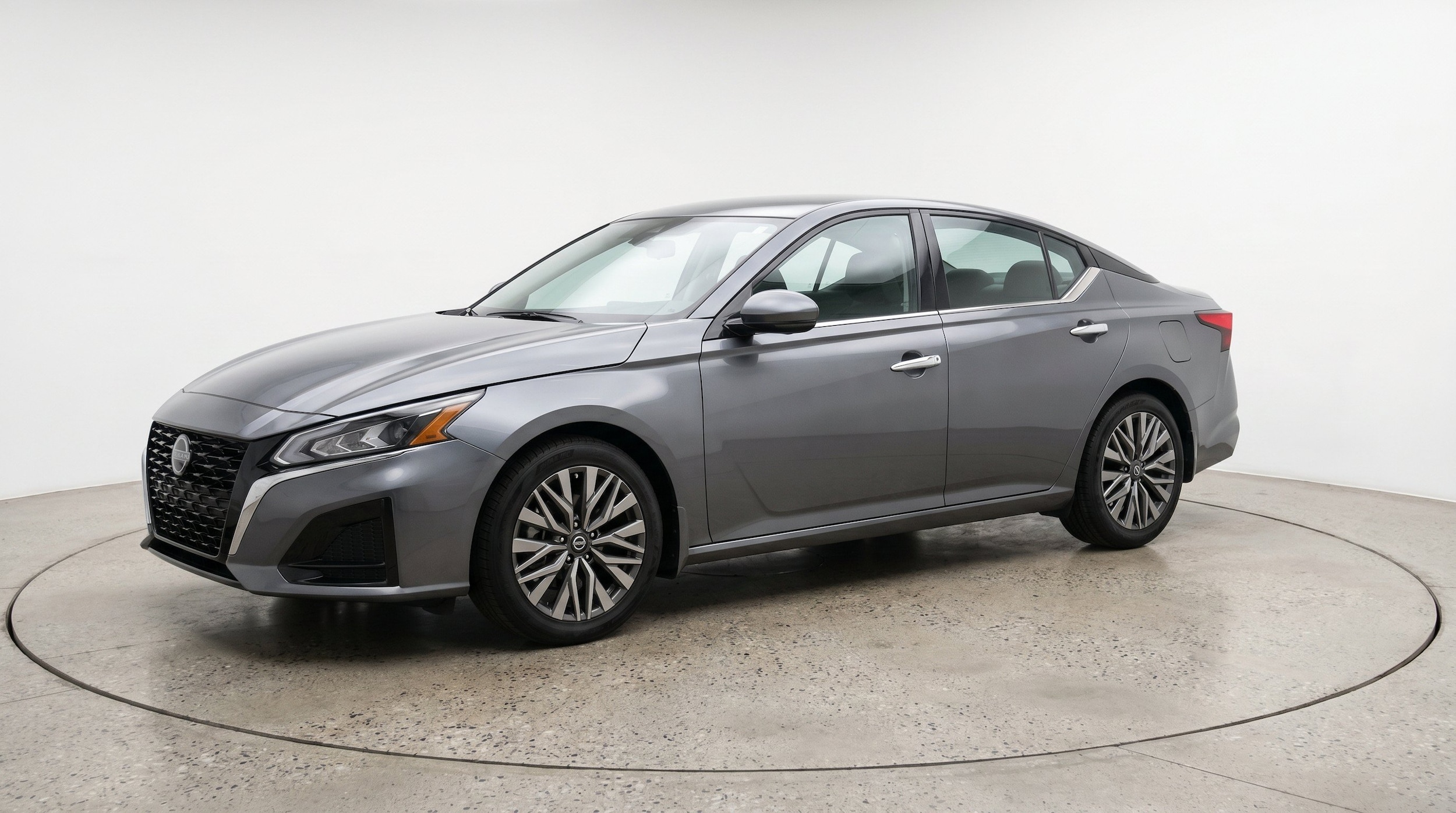 Thumbnail: 2025 Nissan Altima - 3
