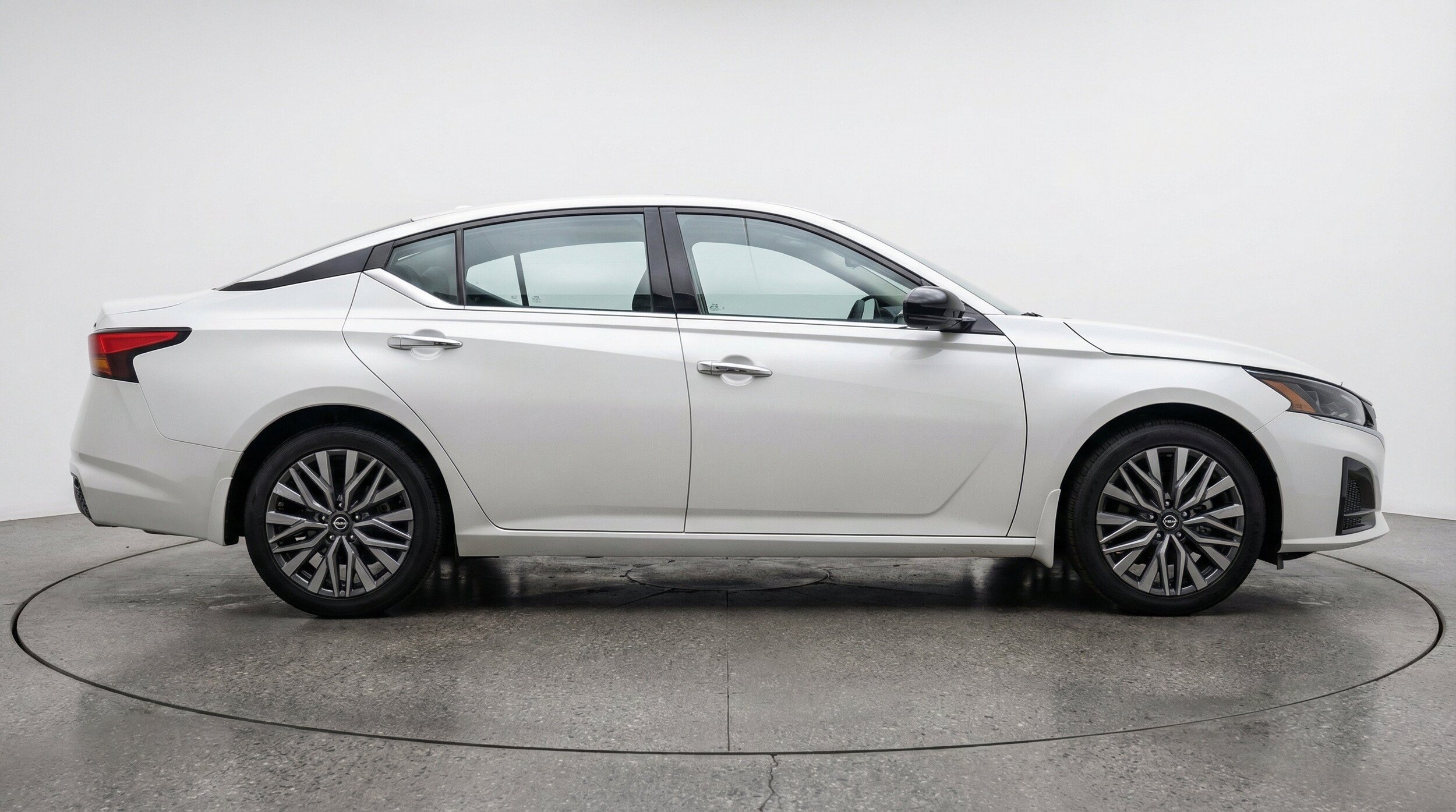 Thumbnail: 2025 Nissan Altima - 11