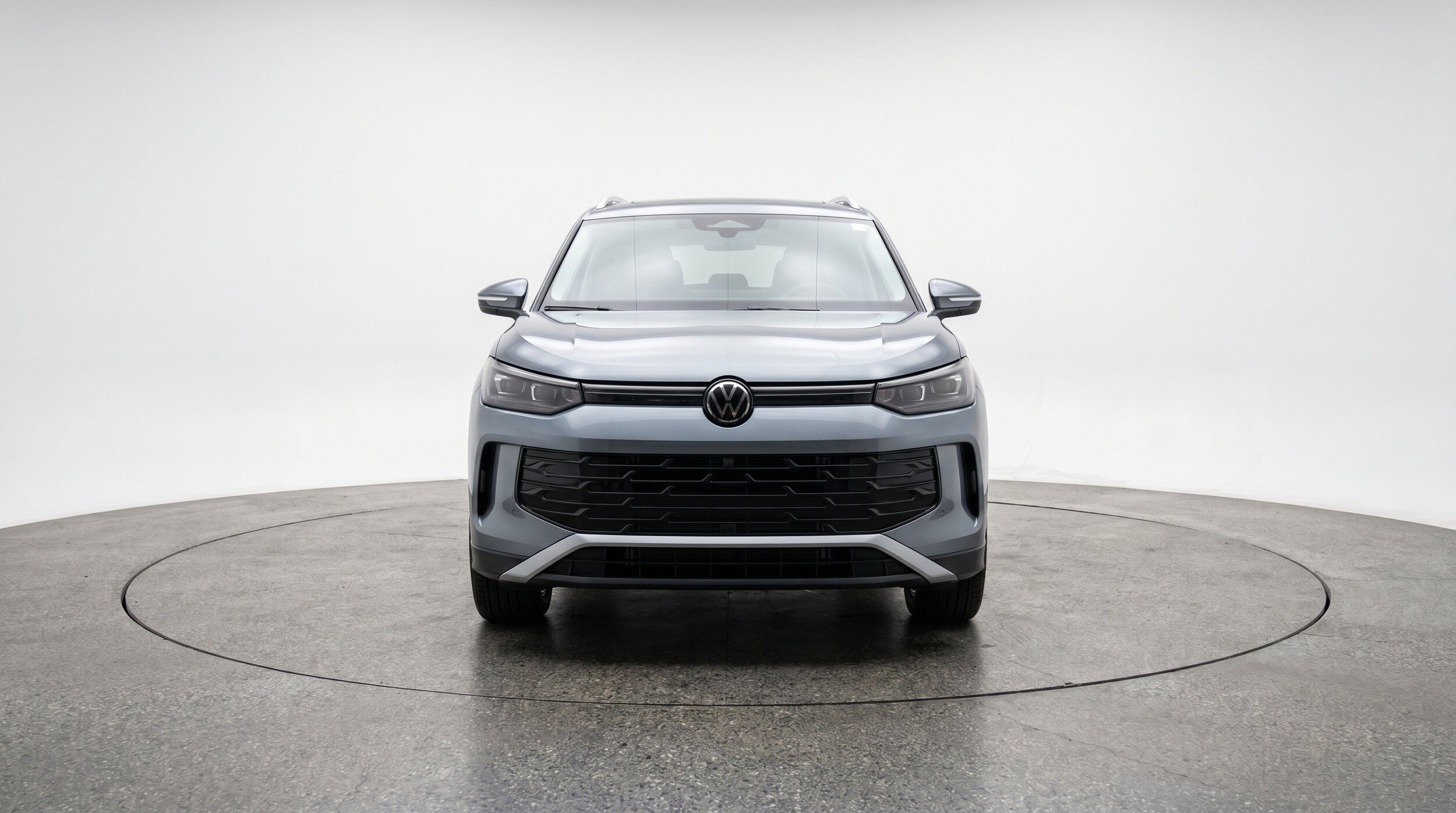 Thumbnail: 2026 Volkswagen Tiguan - 2