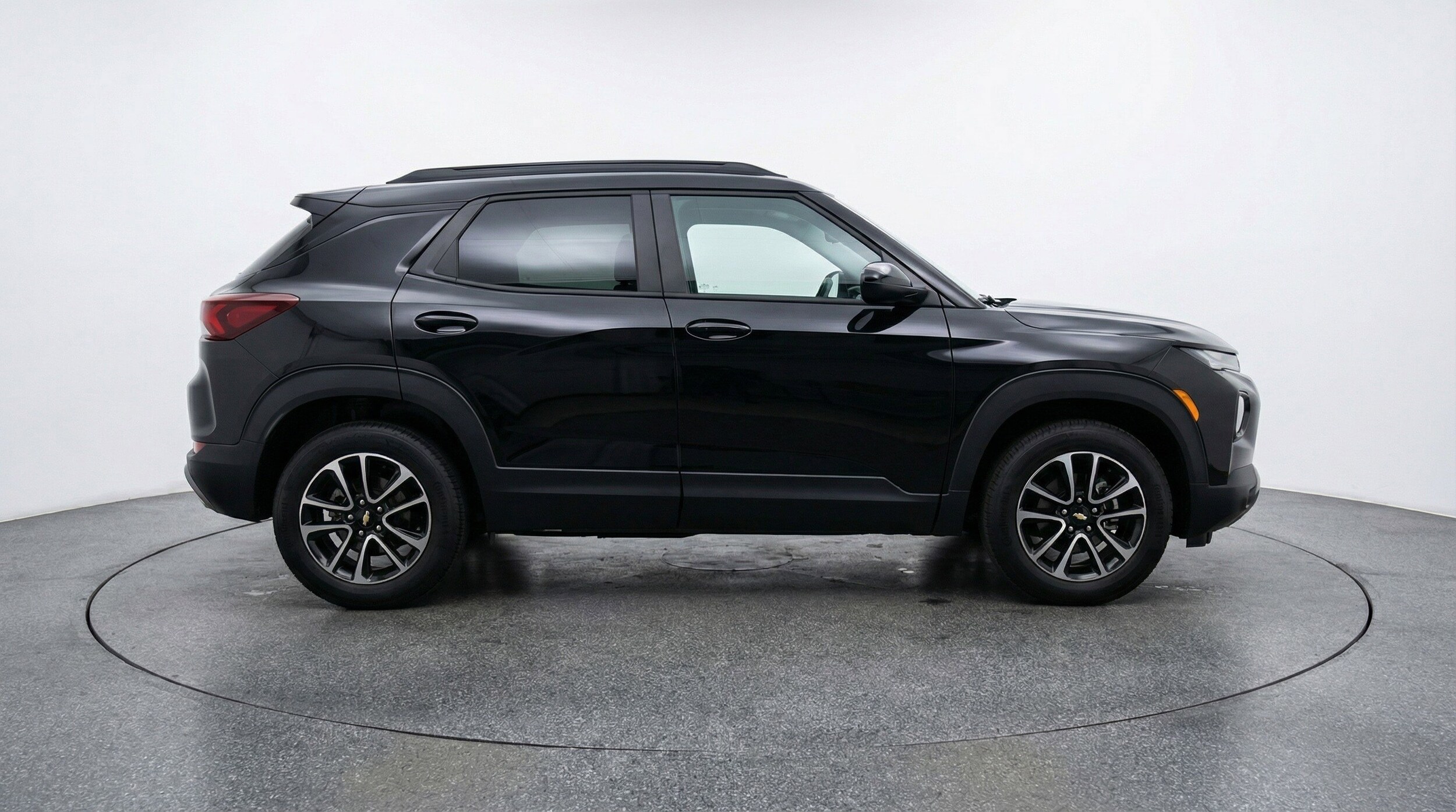 Thumbnail: 2025 Chevrolet TrailBlazer - 11