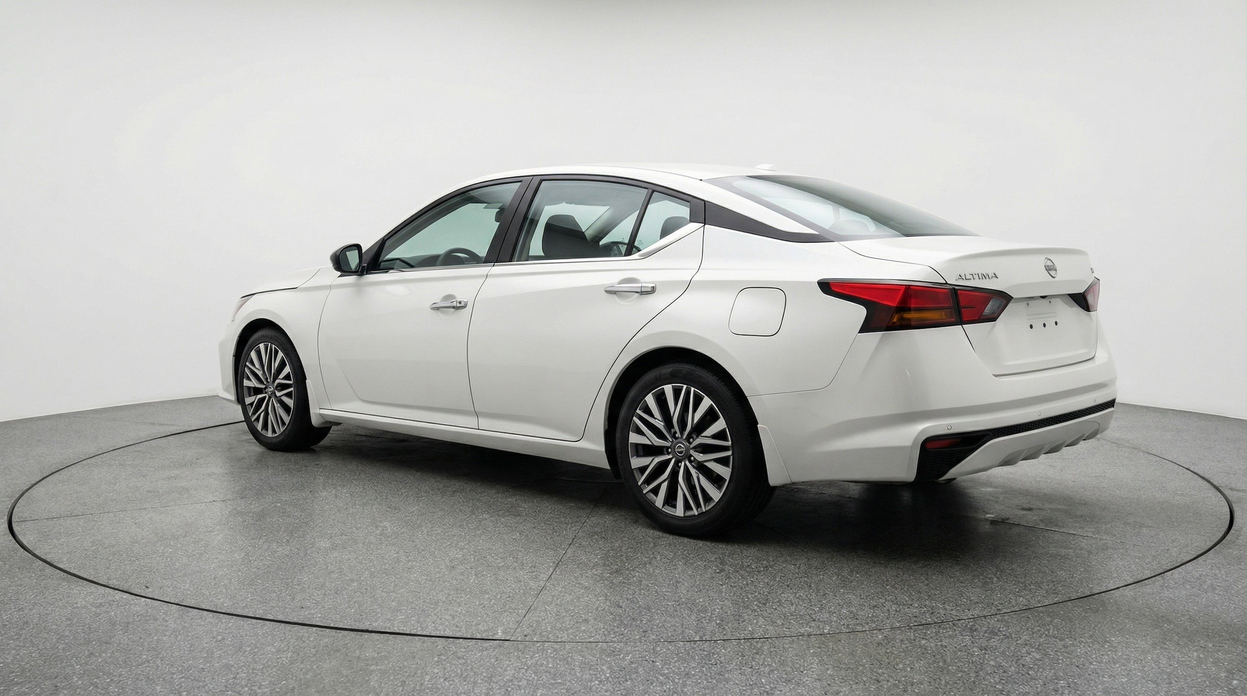 Thumbnail: 2025 Nissan Altima - 6