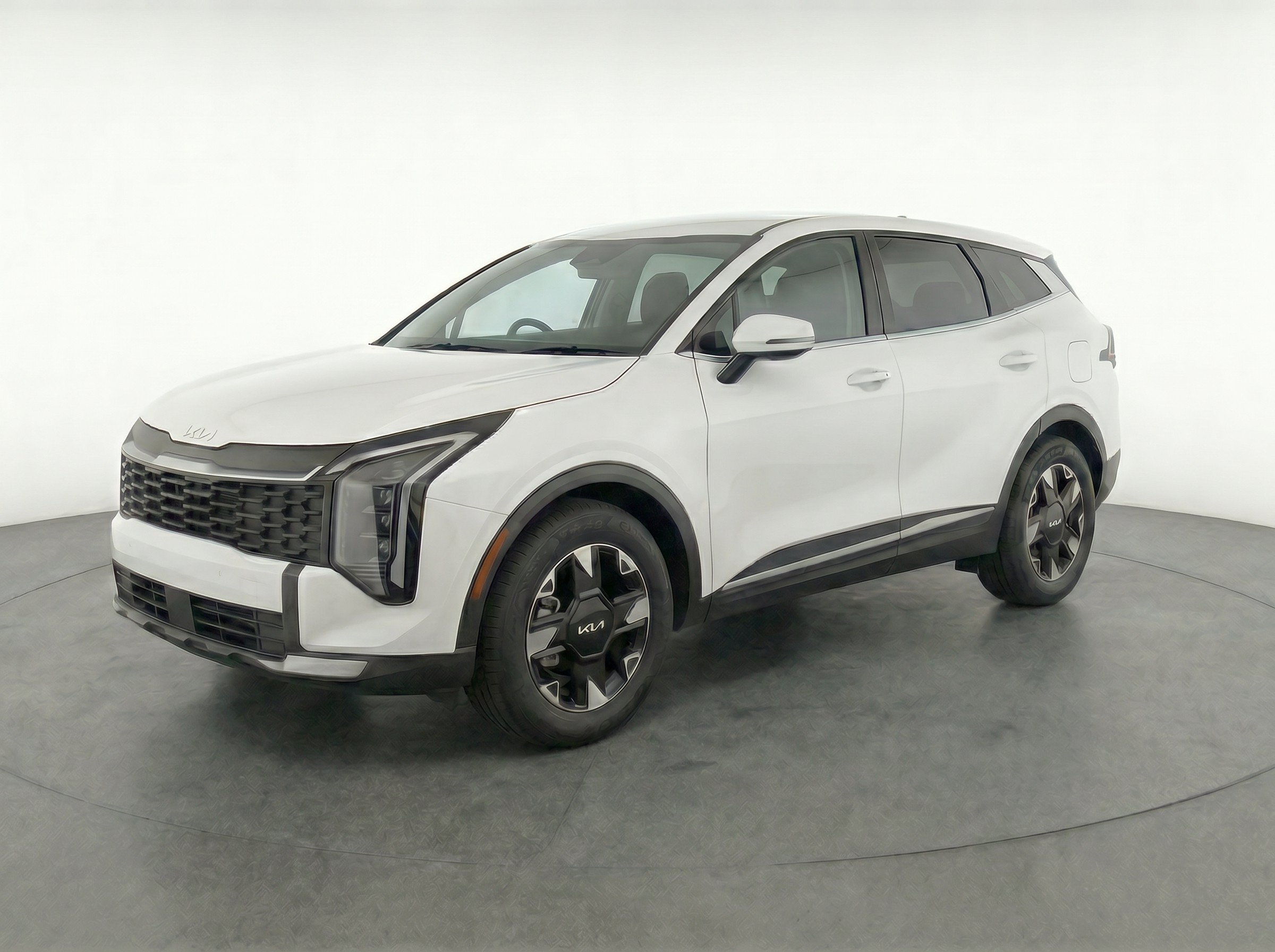 Thumbnail: 2026 Kia Sportage - 3