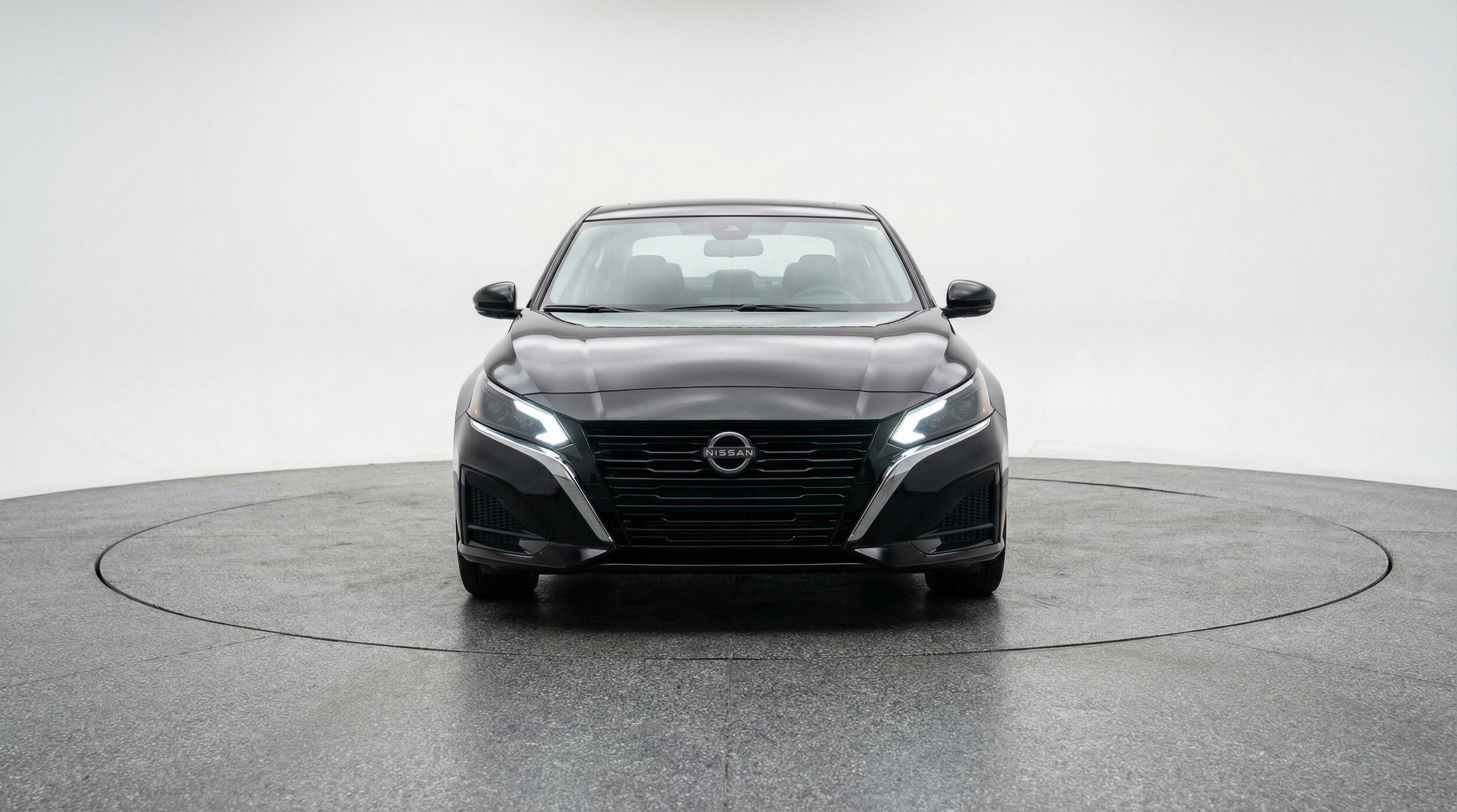 Thumbnail: 2025 Nissan Altima - 2