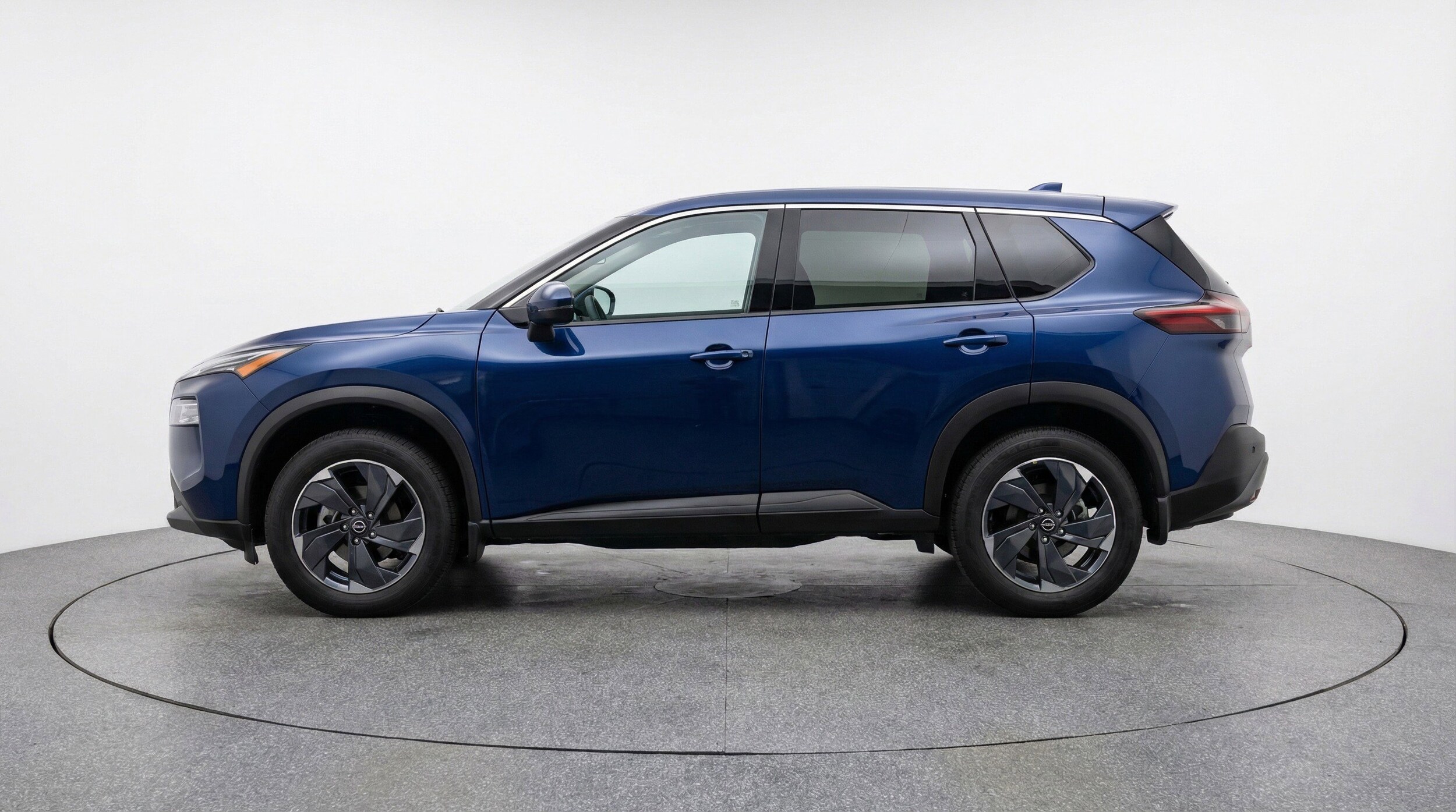 Thumbnail: 2025 Nissan Rogue - 5
