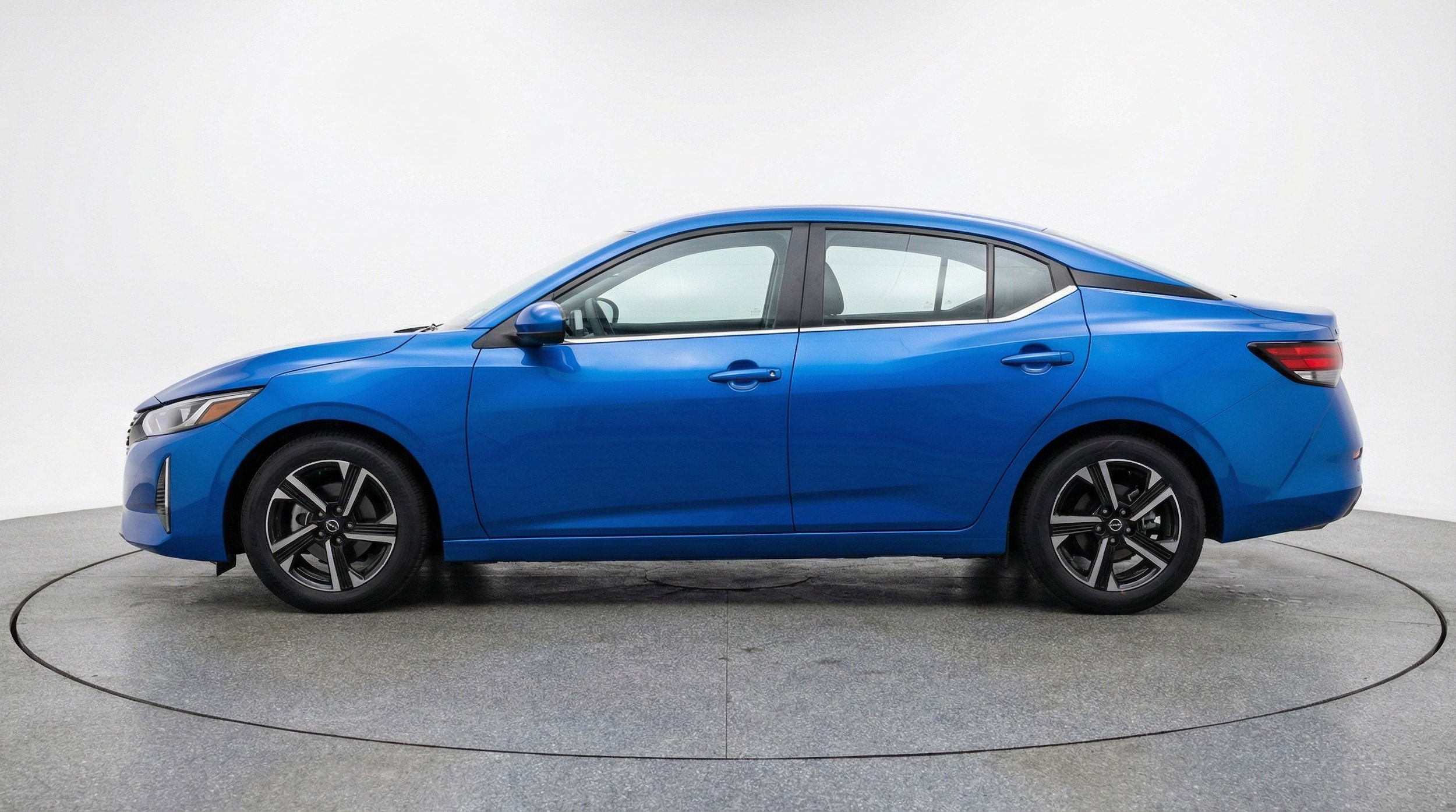 Thumbnail: 2025 Nissan Sentra - 5