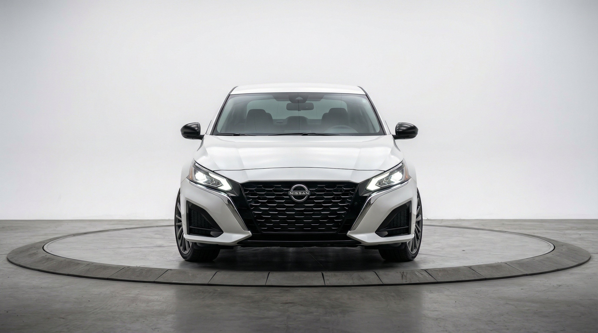 Thumbnail: 2025 Nissan Altima - 2