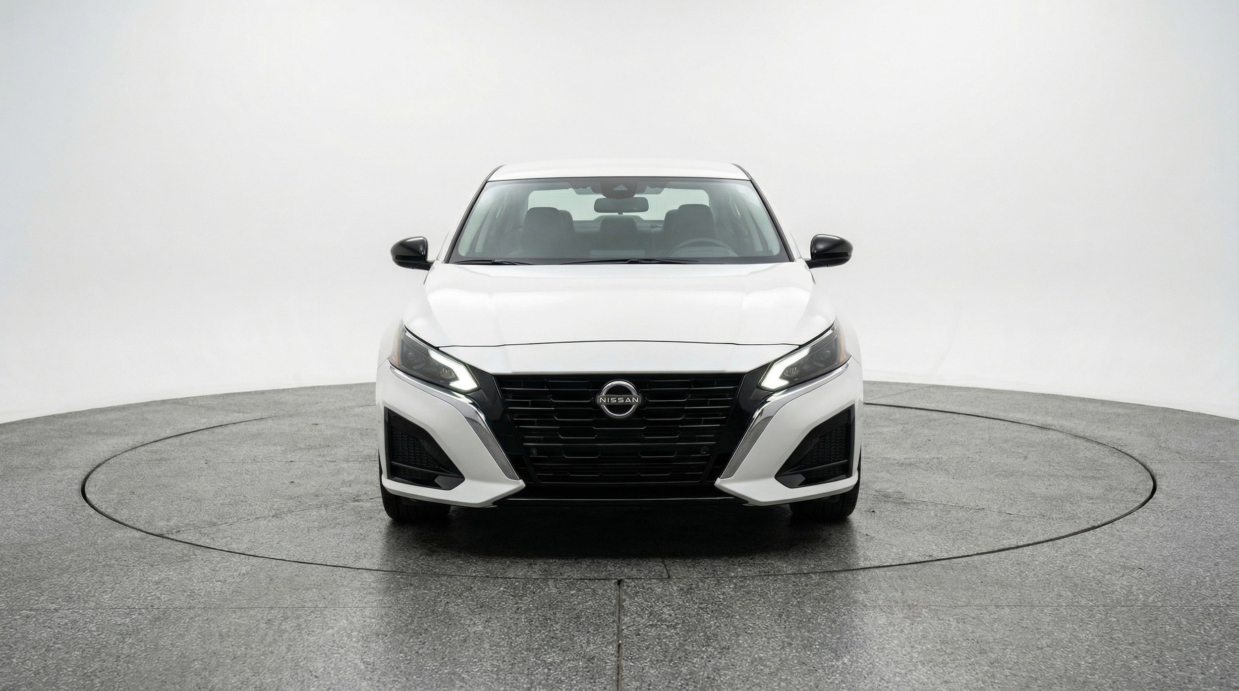 Thumbnail: 2025 Nissan Altima - 2