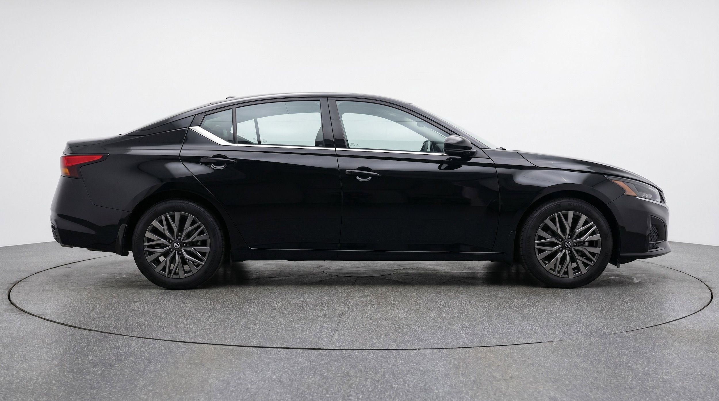 Thumbnail: 2025 Nissan Altima - 11