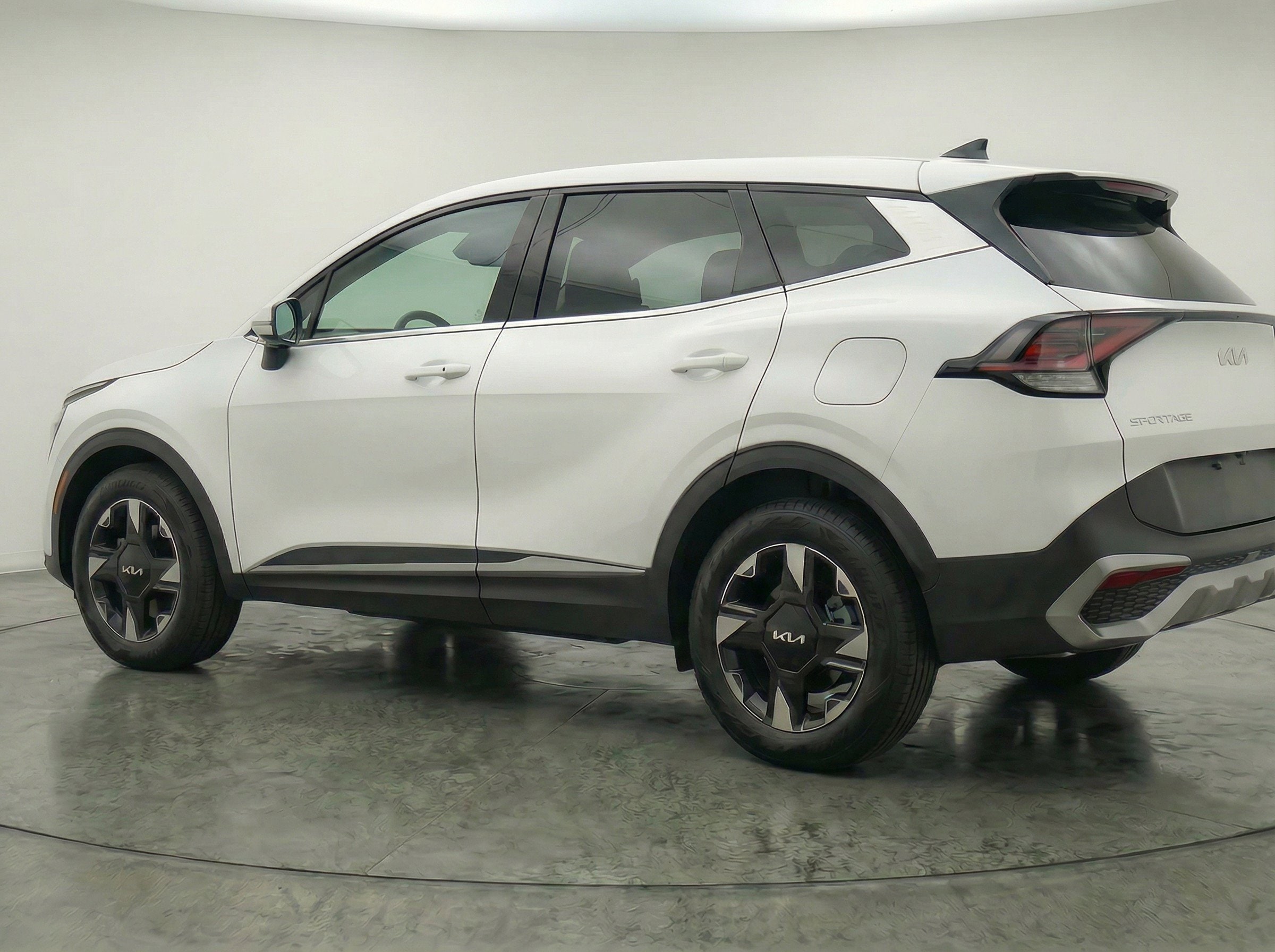Thumbnail: 2026 Kia Sportage - 6