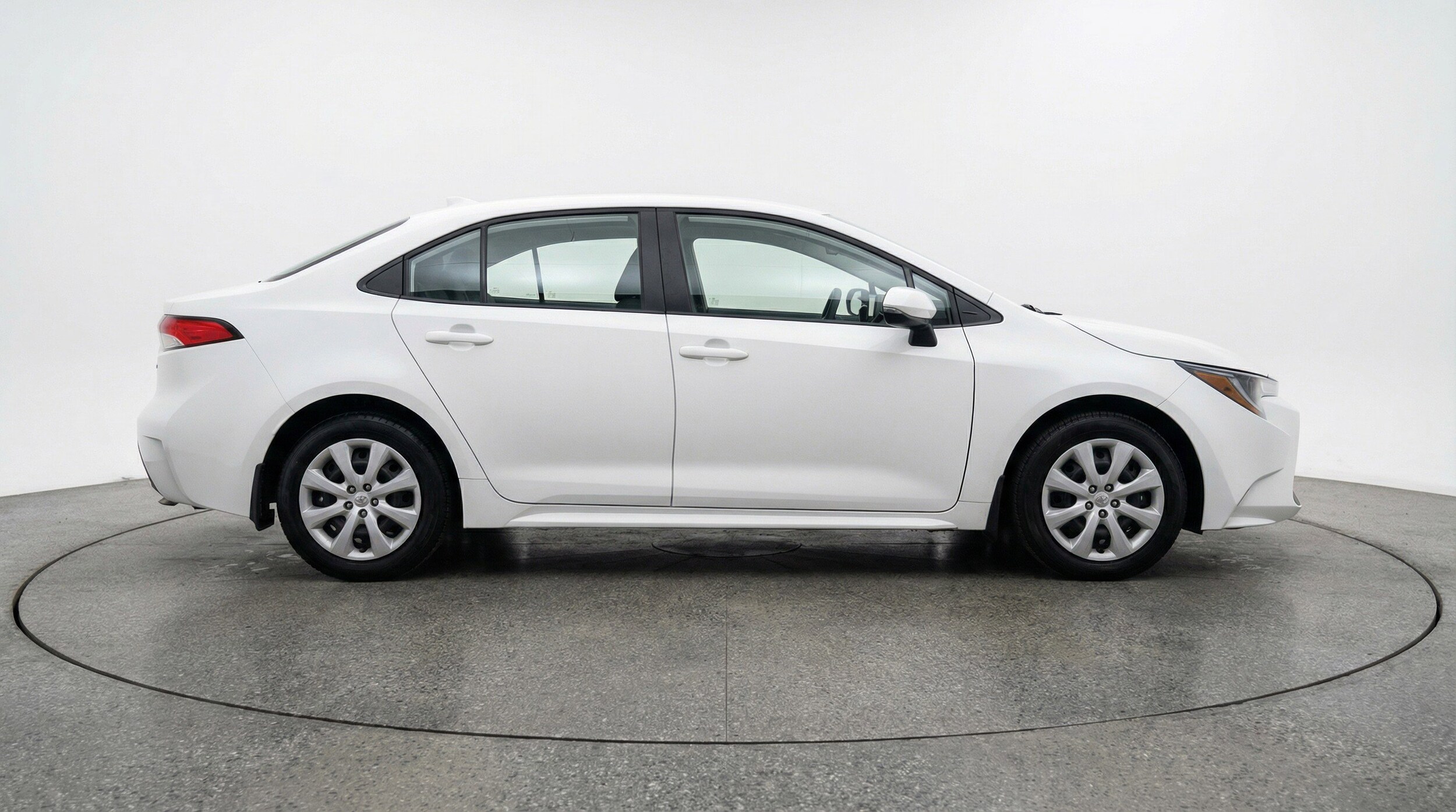 Thumbnail: 2025 Toyota Corolla - 11