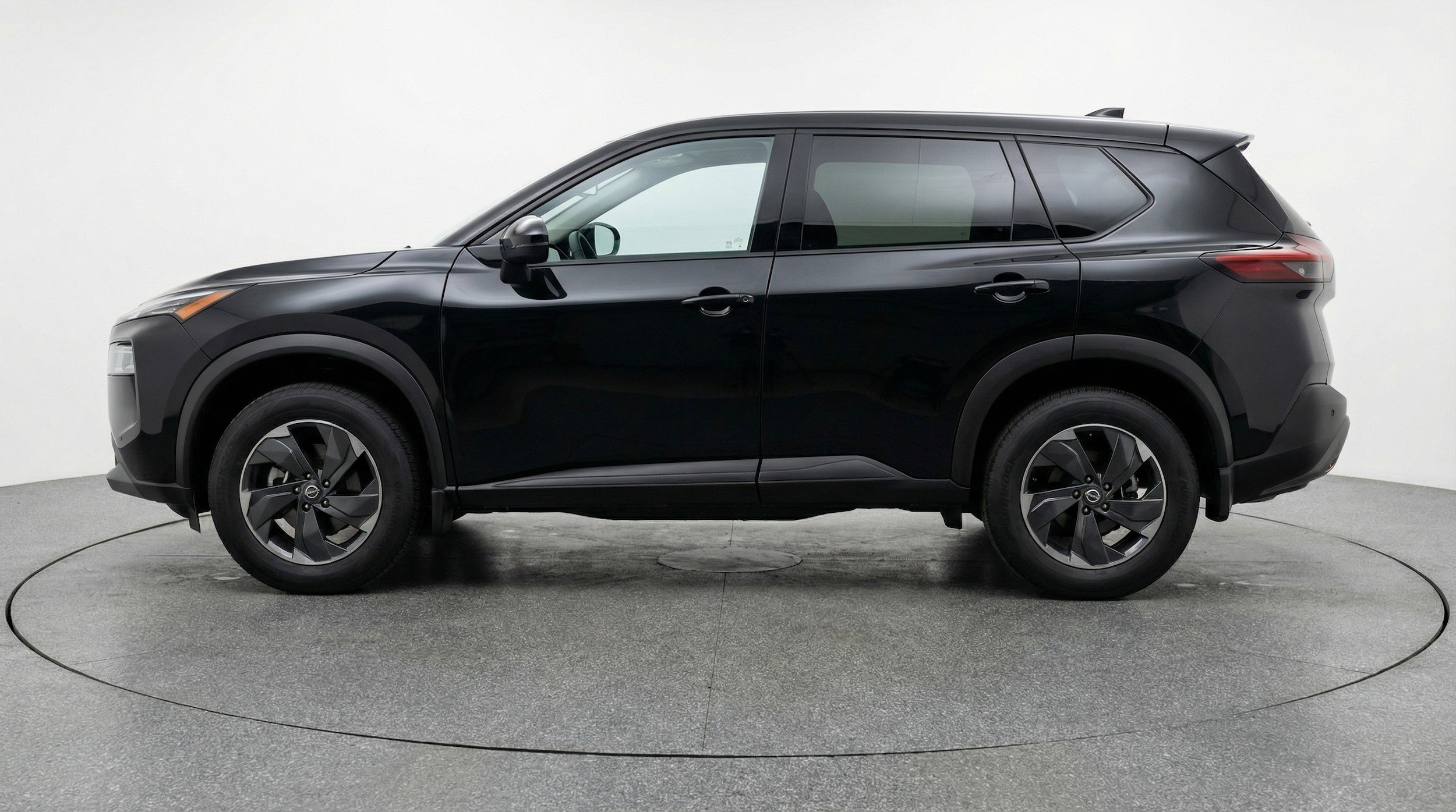Thumbnail: 2025 Nissan Rogue - 5