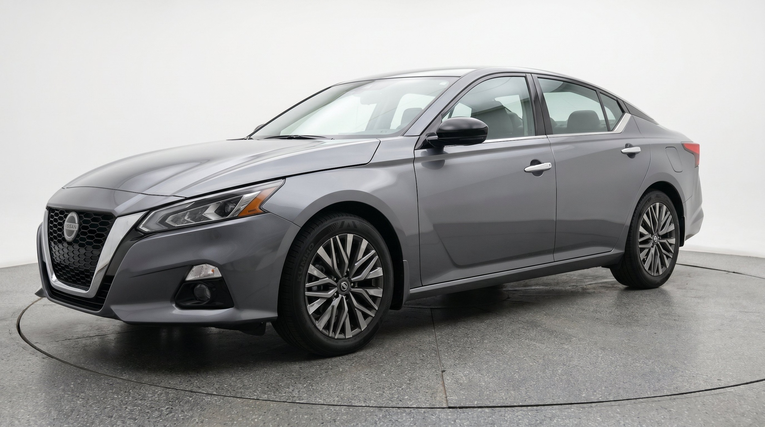 Thumbnail: 2025 Nissan Altima - 3