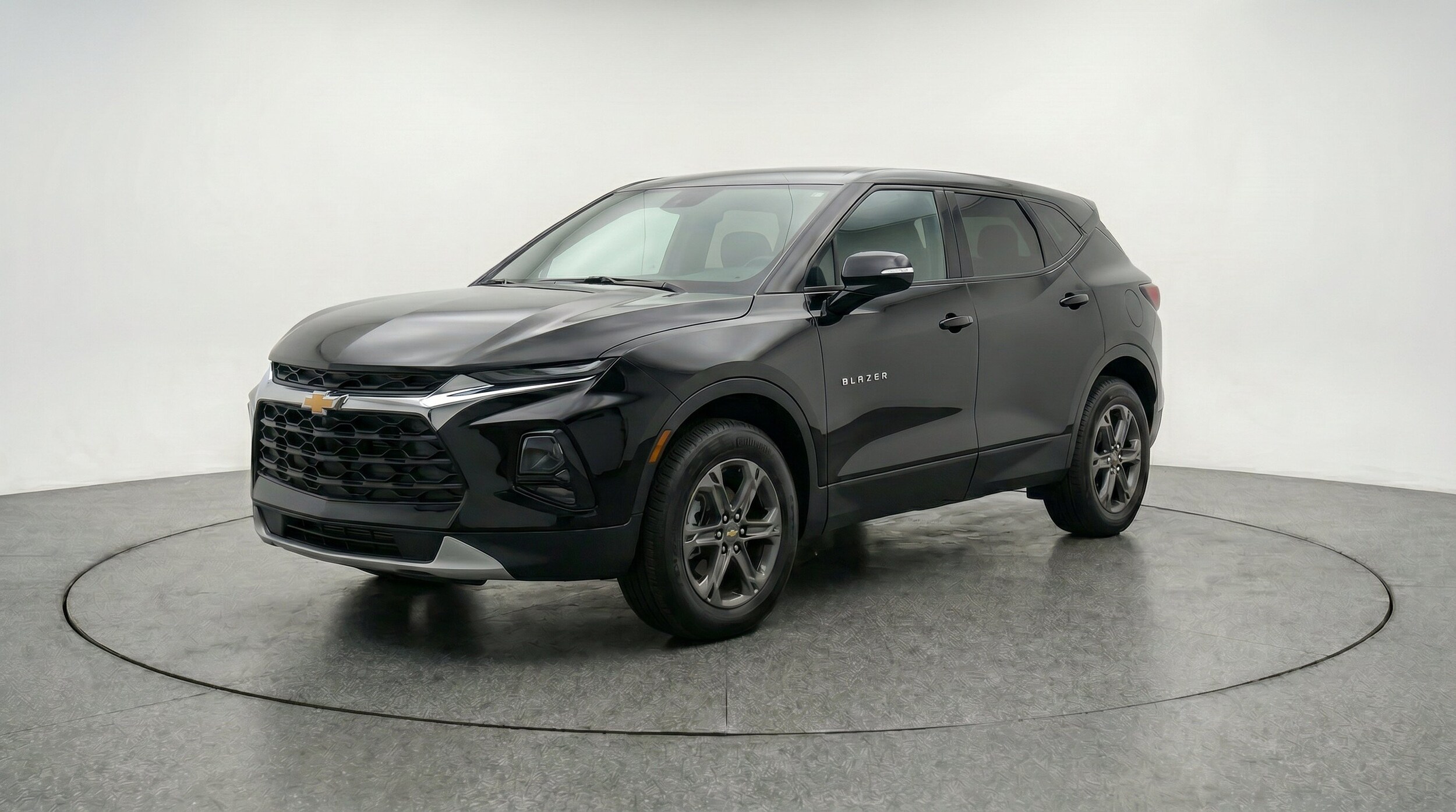 Thumbnail: 2026 Chevrolet Blazer - 3