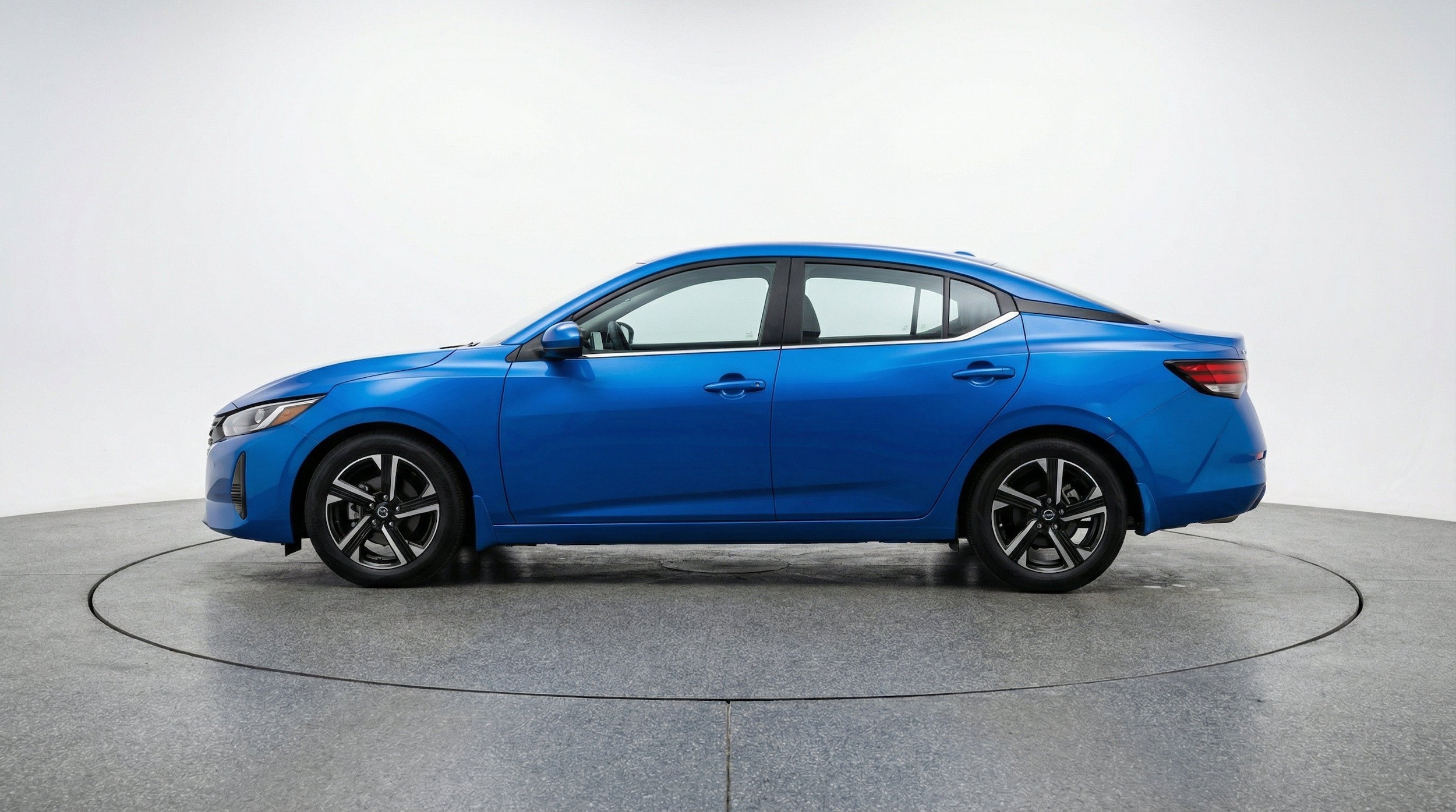 Thumbnail: 2025 Nissan Sentra - 5