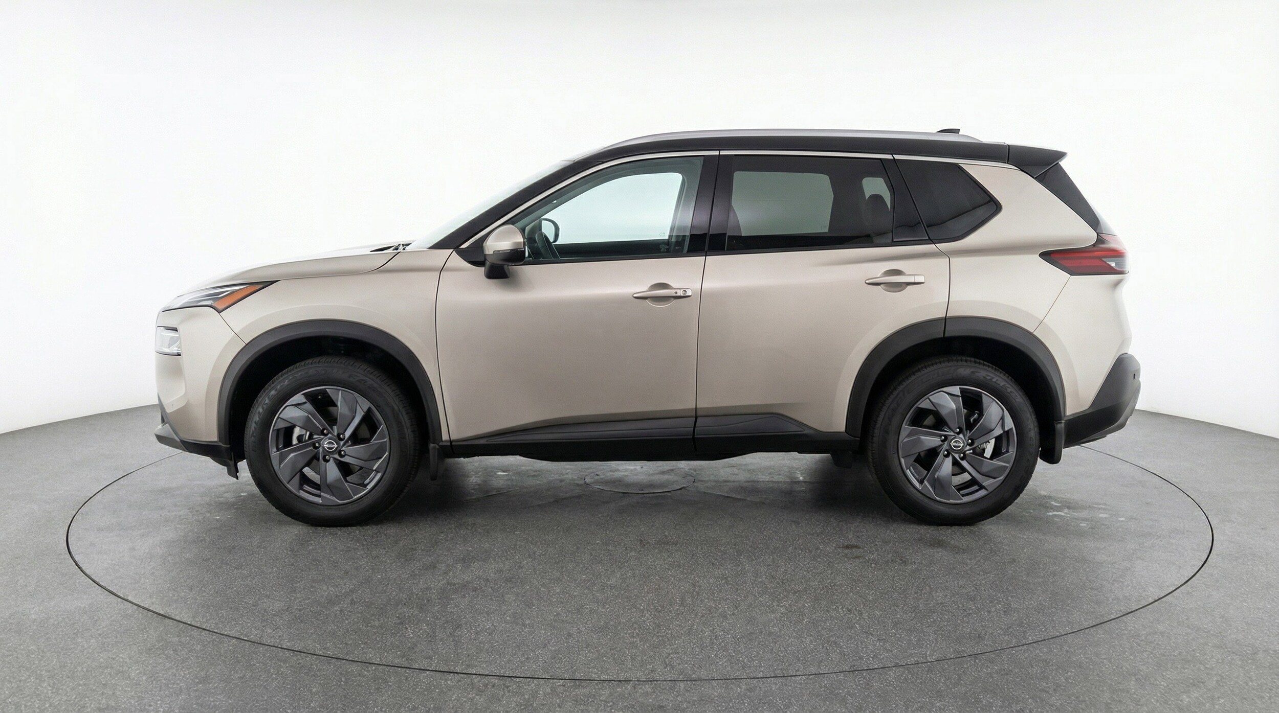 Thumbnail: 2025 Nissan Rogue - 5