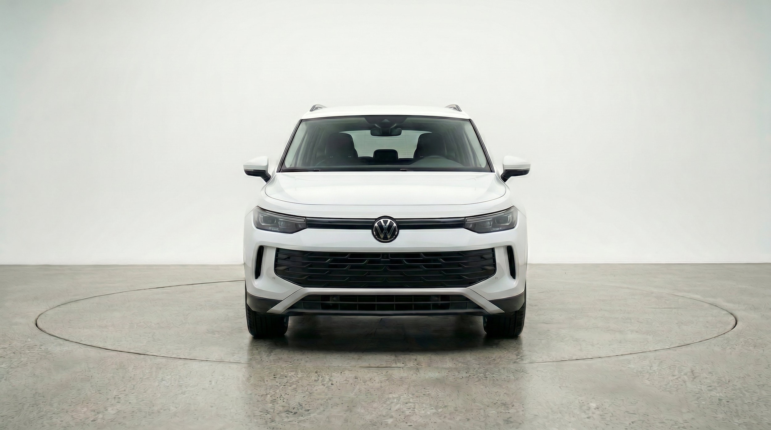 Thumbnail: 2026 Volkswagen Tiguan - 2
