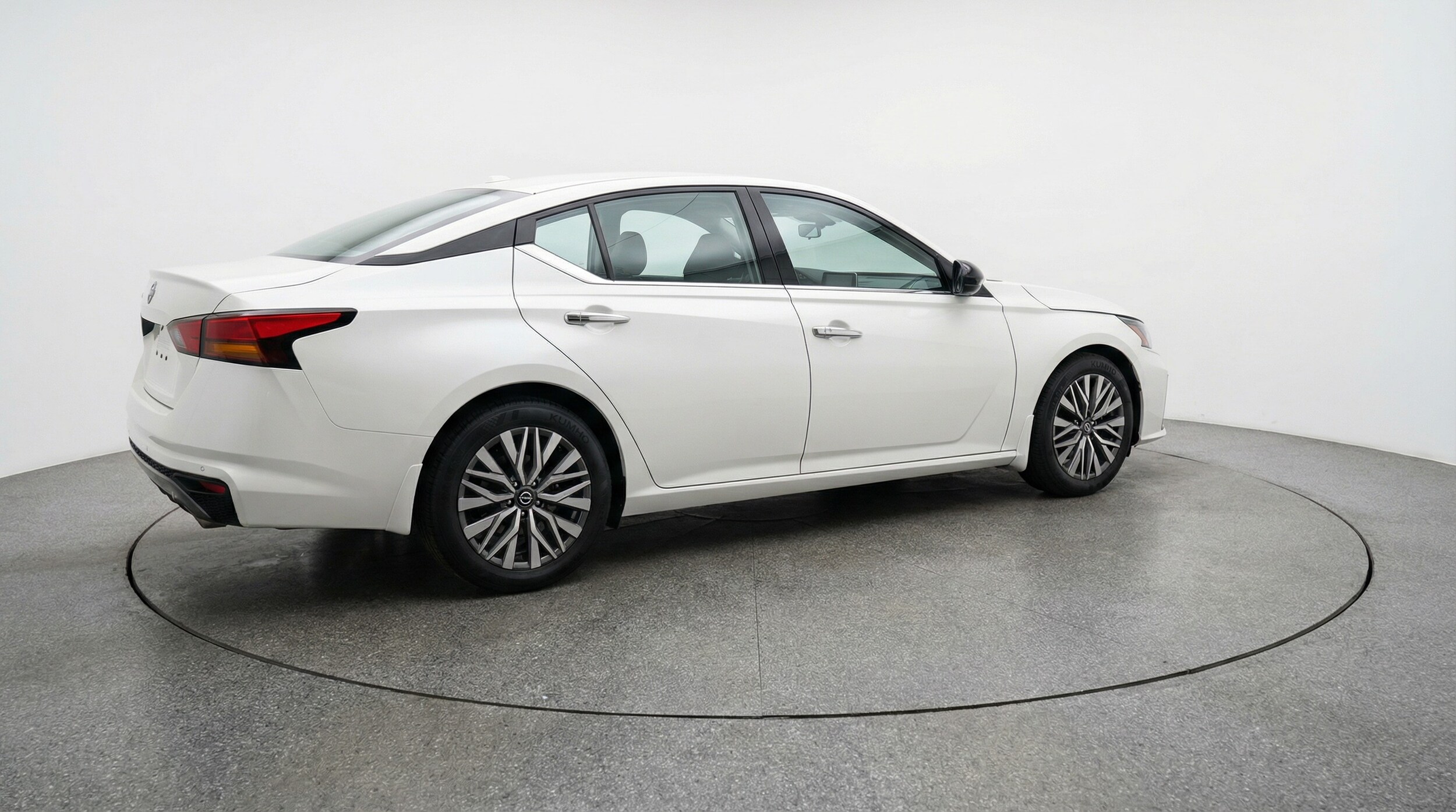 Thumbnail: 2025 Nissan Altima - 7