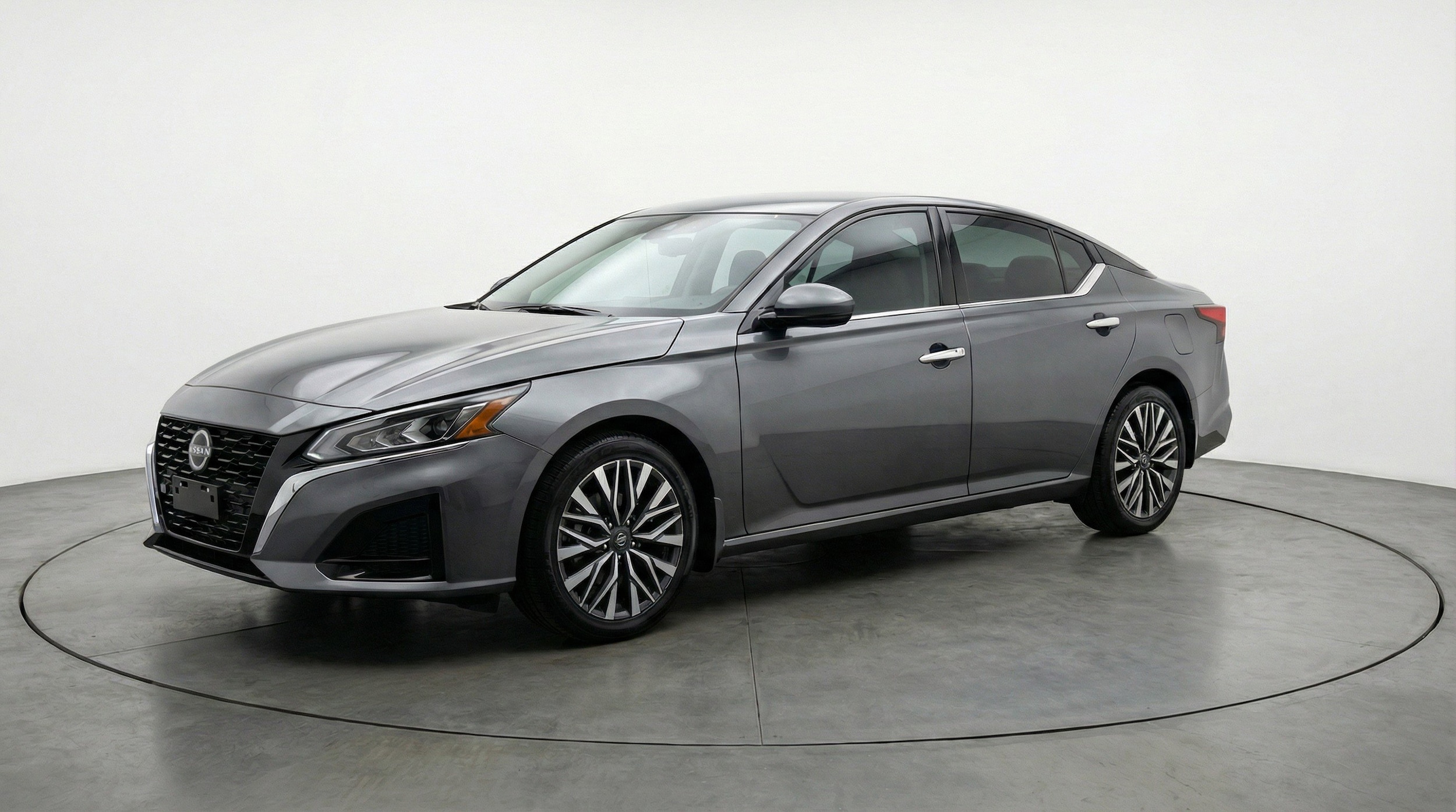 Thumbnail: 2025 Nissan Altima - 3