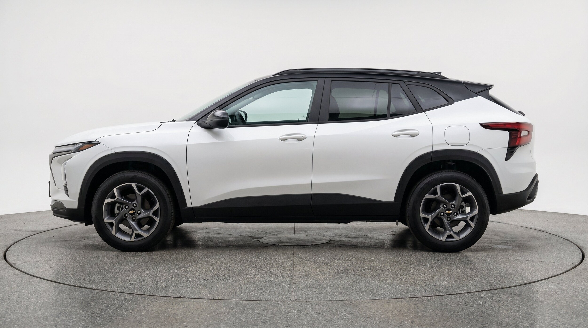 Thumbnail: 2025 Chevrolet Trax - 5