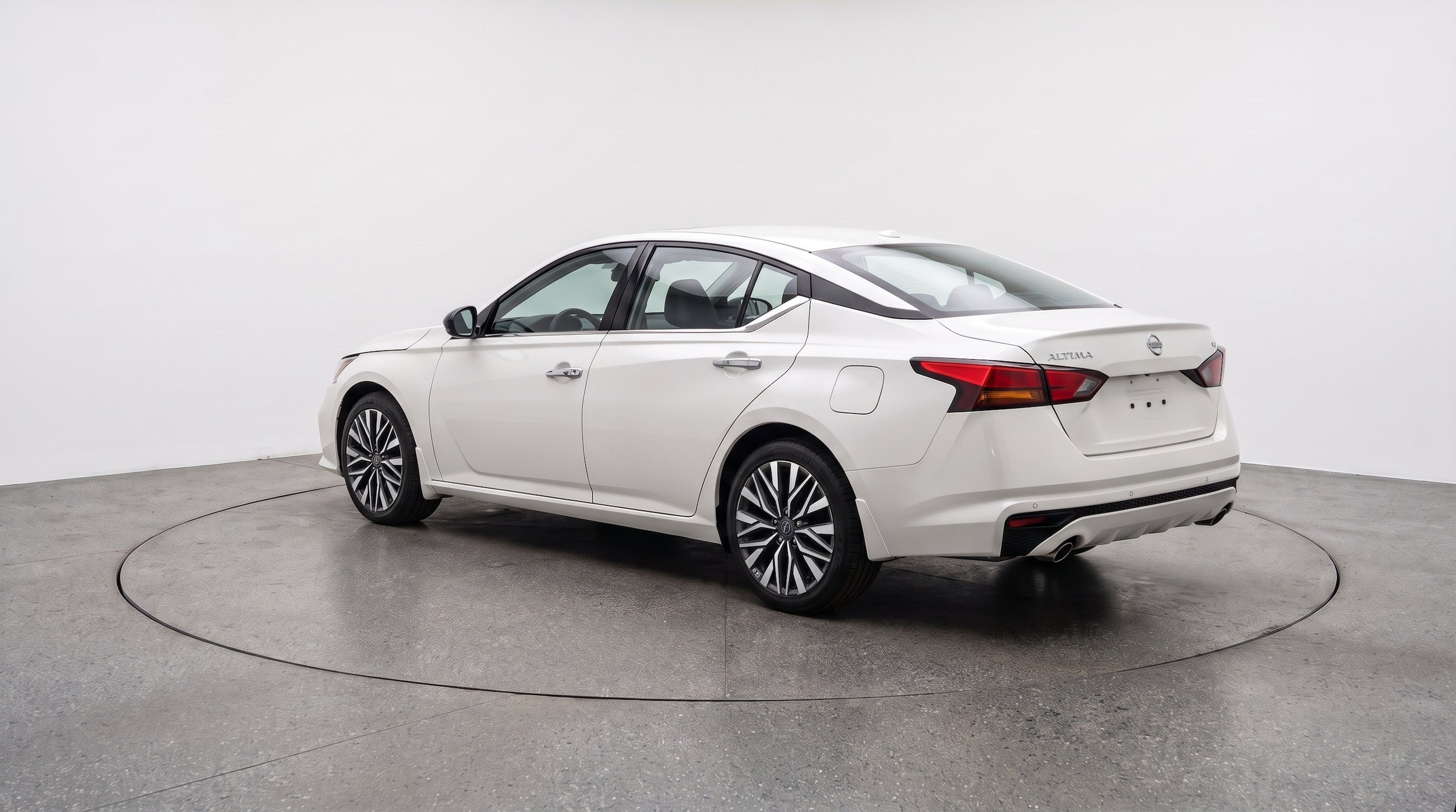 Thumbnail: 2025 Nissan Altima - 6