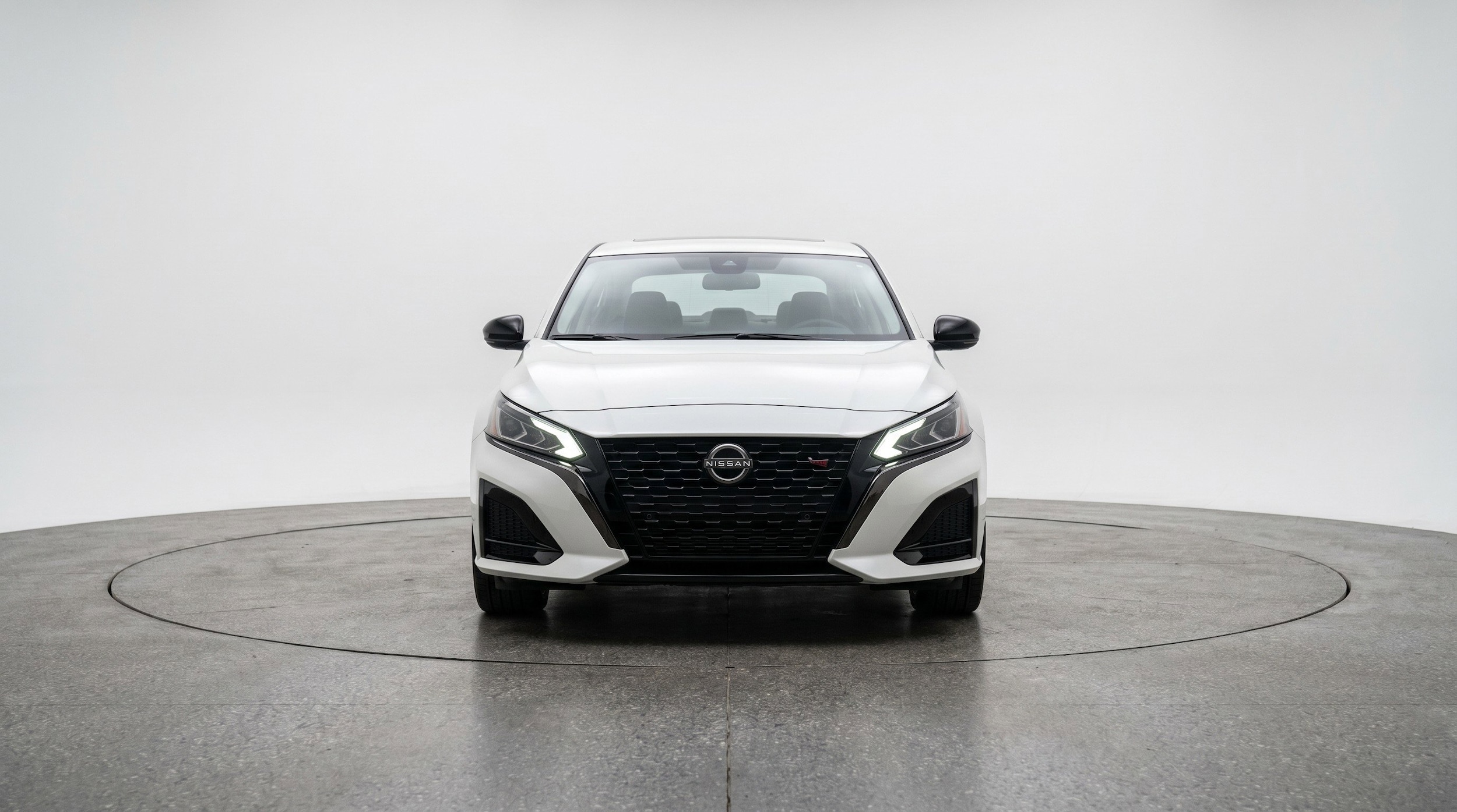 Thumbnail: 2025 Nissan Altima - 2