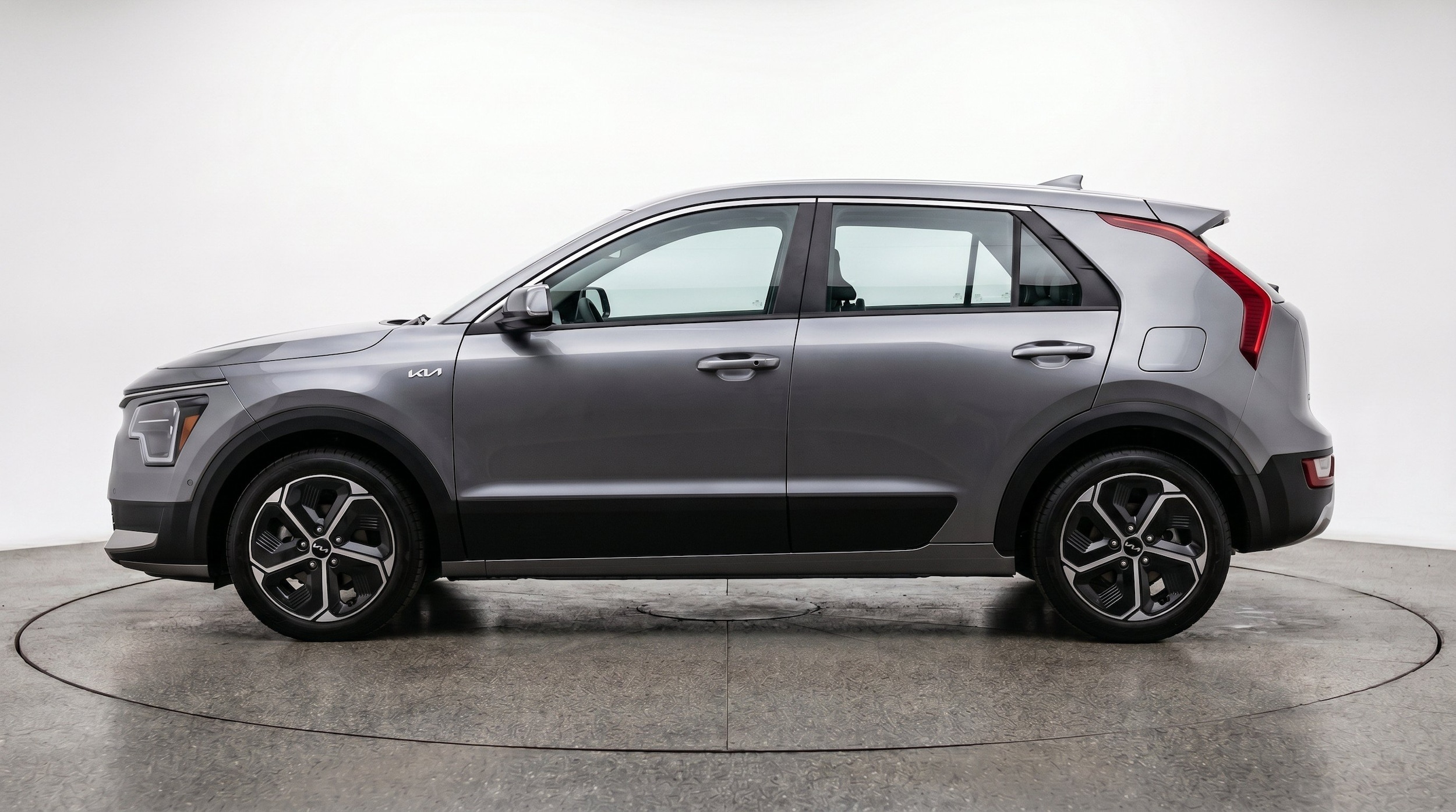 Thumbnail: 2026 Kia Niro - 5