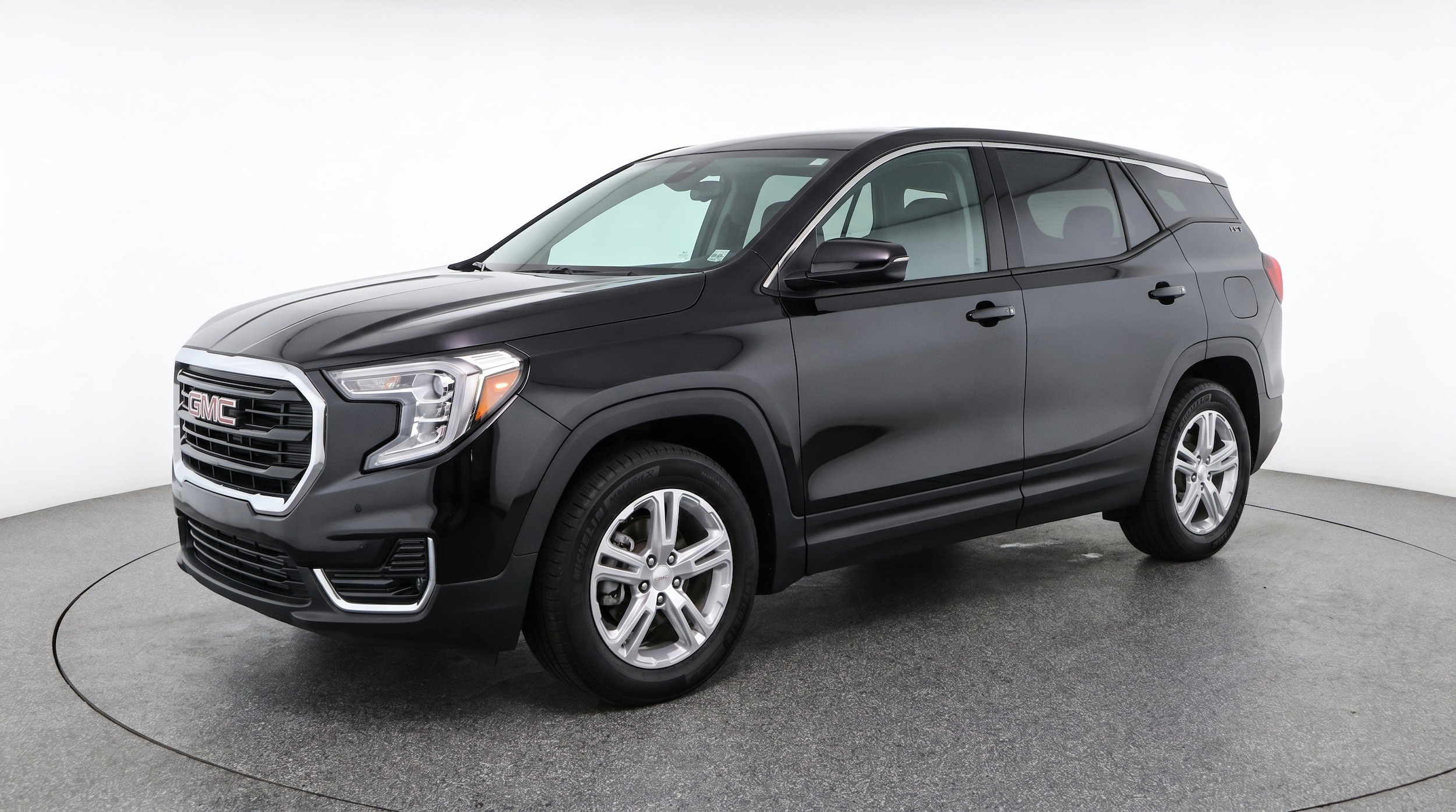 Thumbnail: 2024 GMC Terrain - 3
