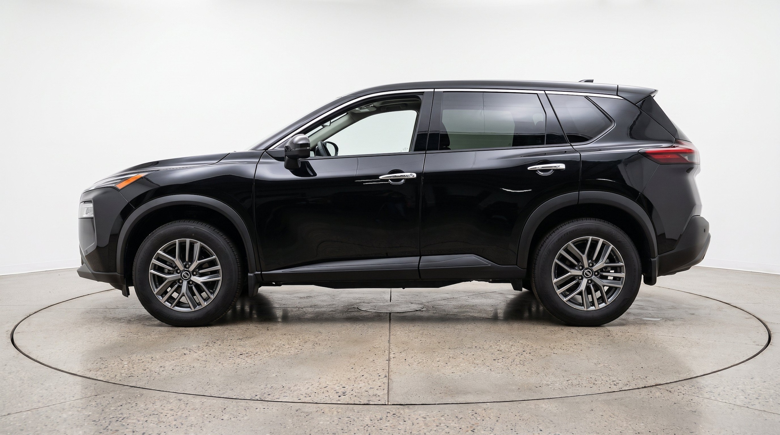 Thumbnail: 2026 Nissan Rogue - 5