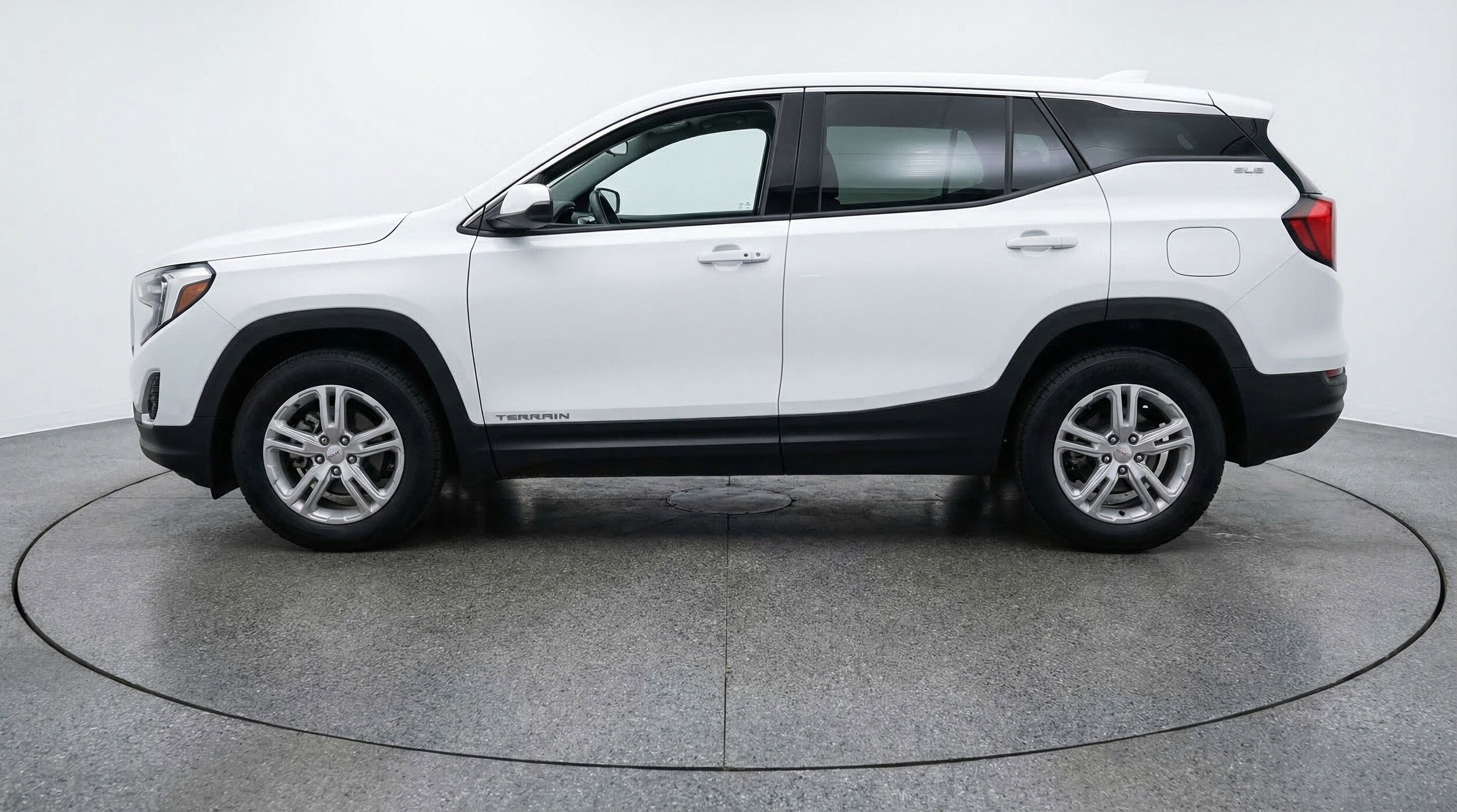 Thumbnail: 2024 GMC Terrain - 5