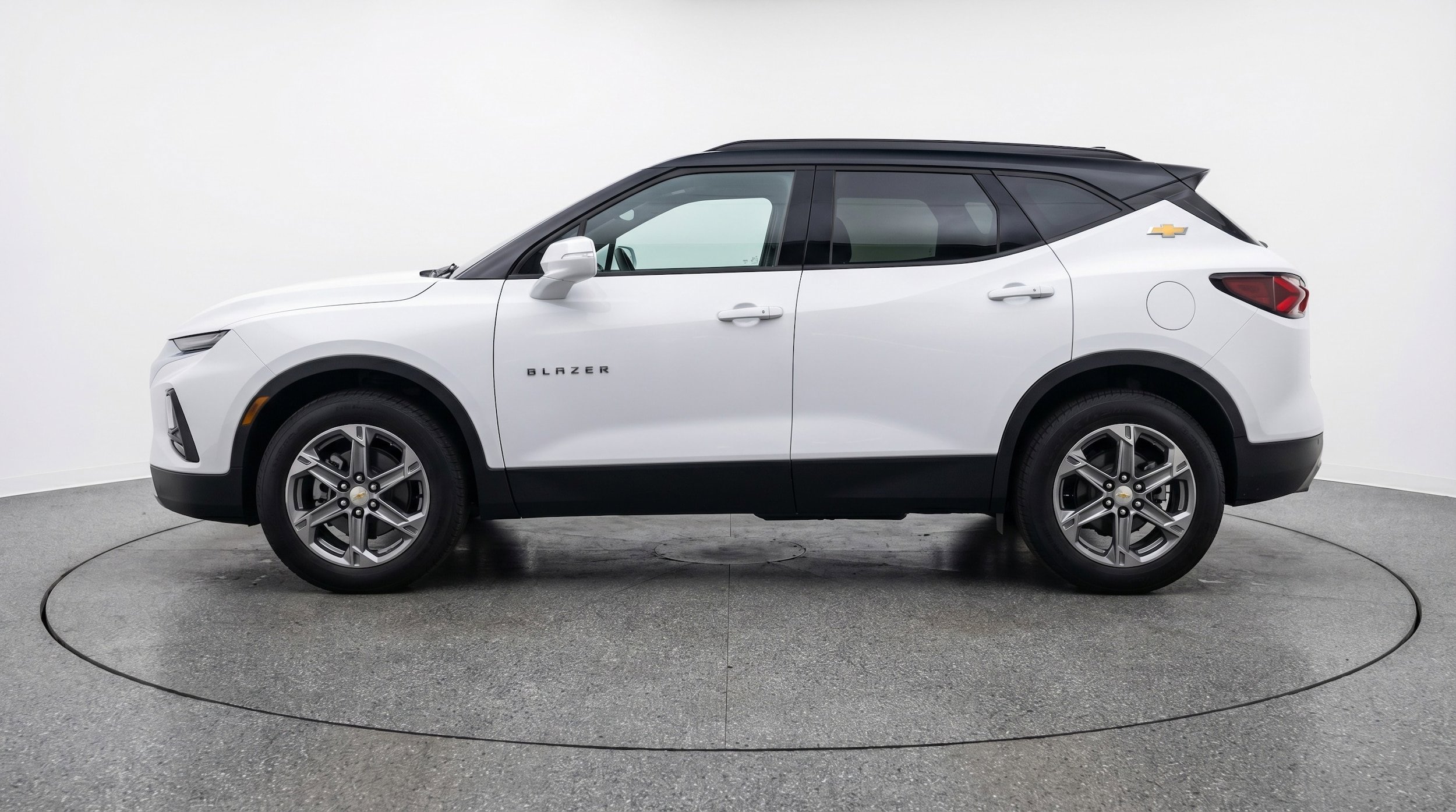 Thumbnail: 2025 Chevrolet Blazer - 4