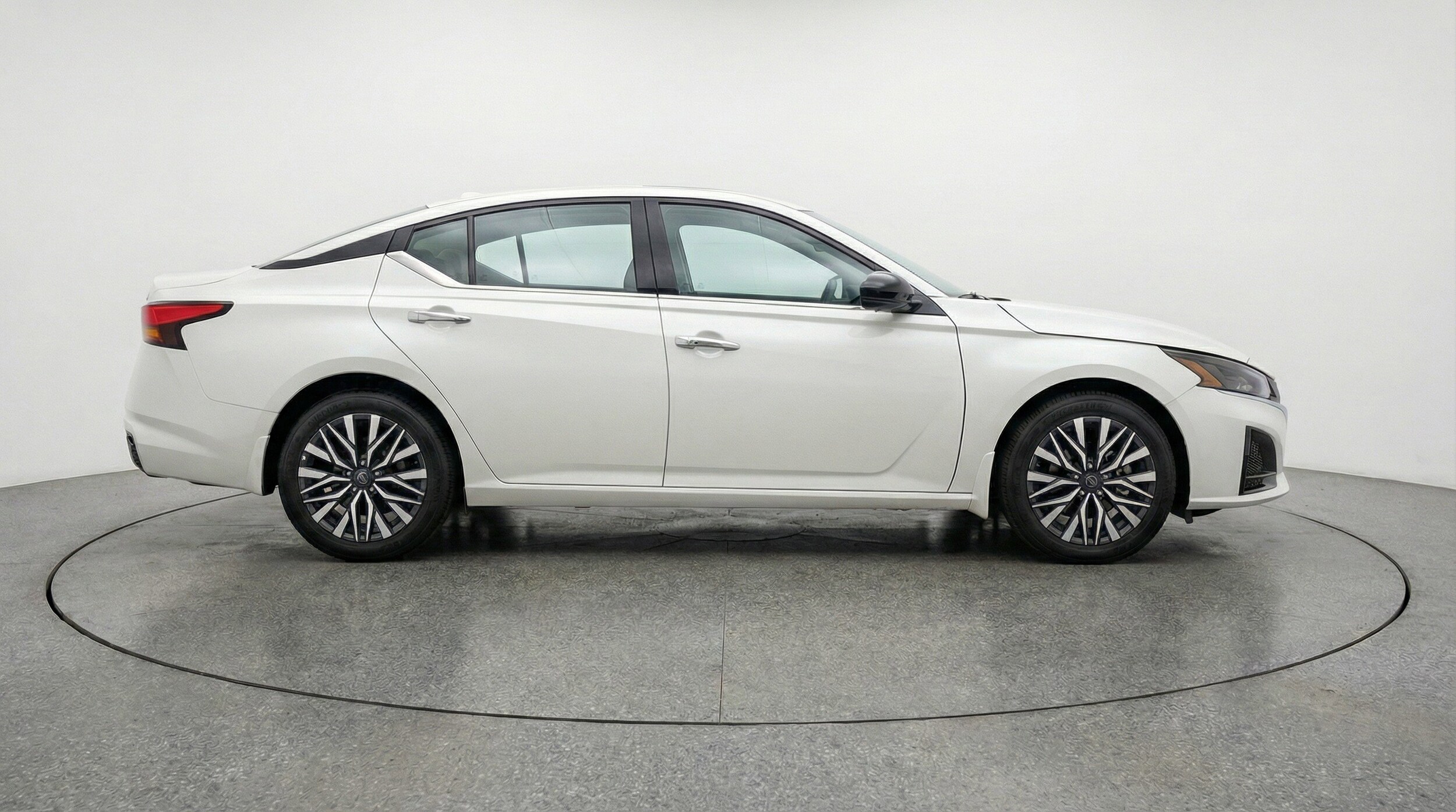 Thumbnail: 2025 Nissan Altima - 11