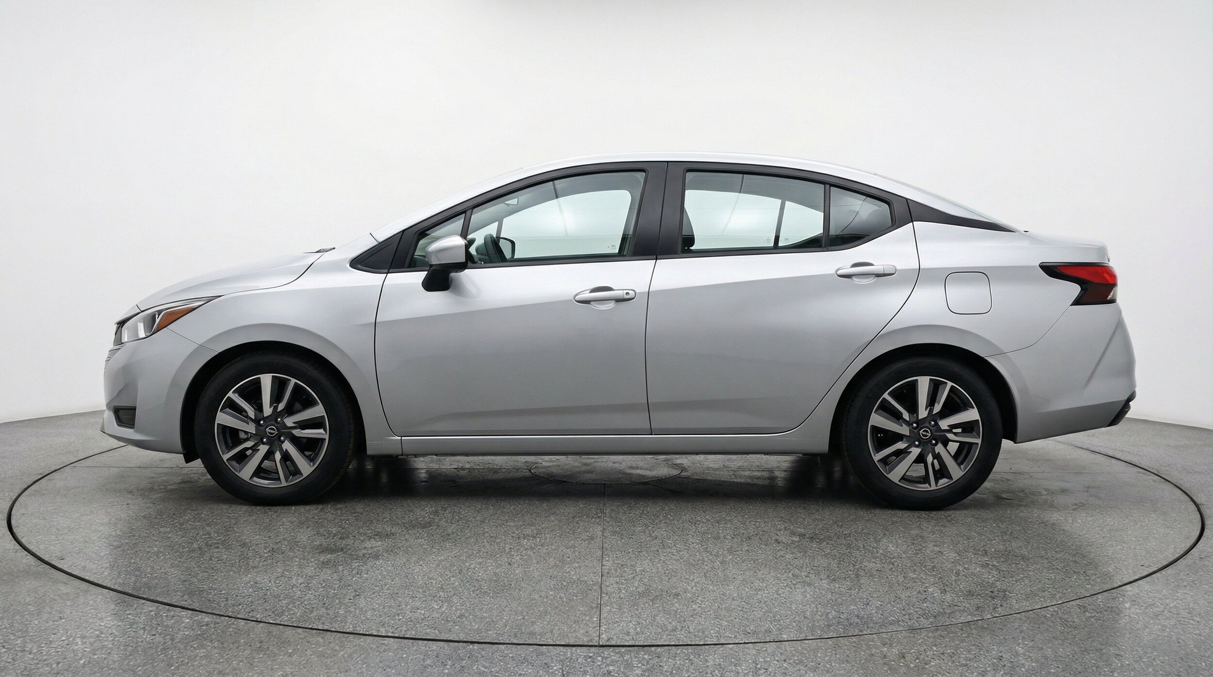 Thumbnail: 2025 Nissan Versa - 5