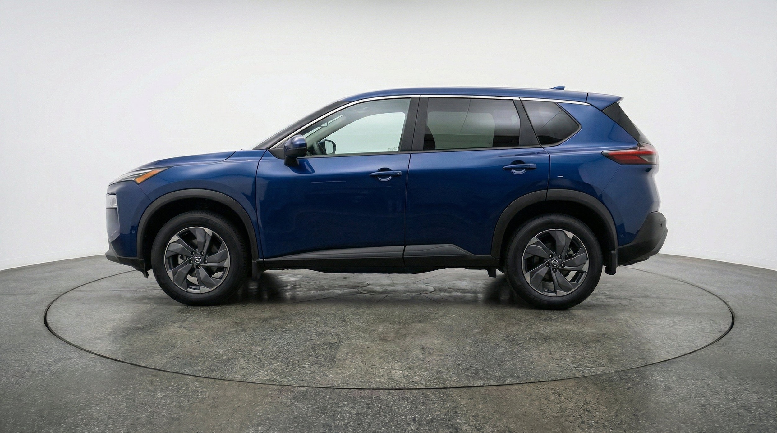 Thumbnail: 2025 Nissan Rogue - 5