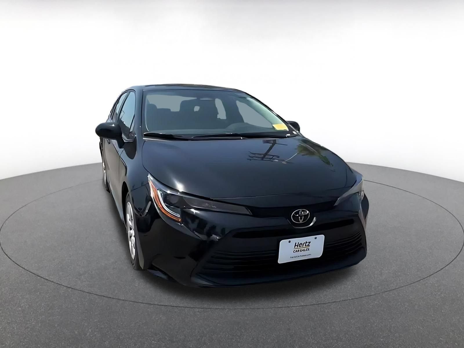 Thumbnail: 2025 Toyota Corolla - 3