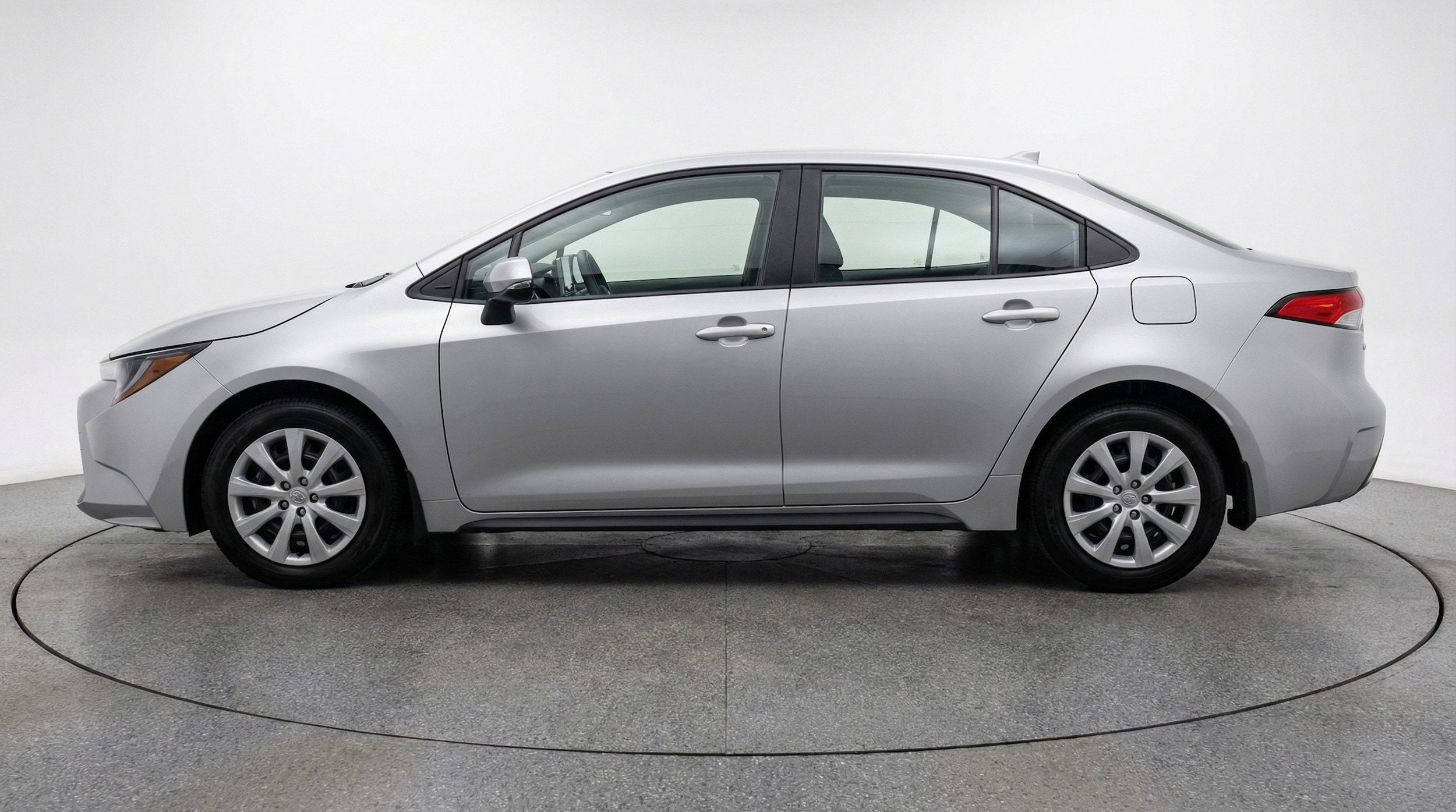 Thumbnail: 2025 Toyota Corolla - 5