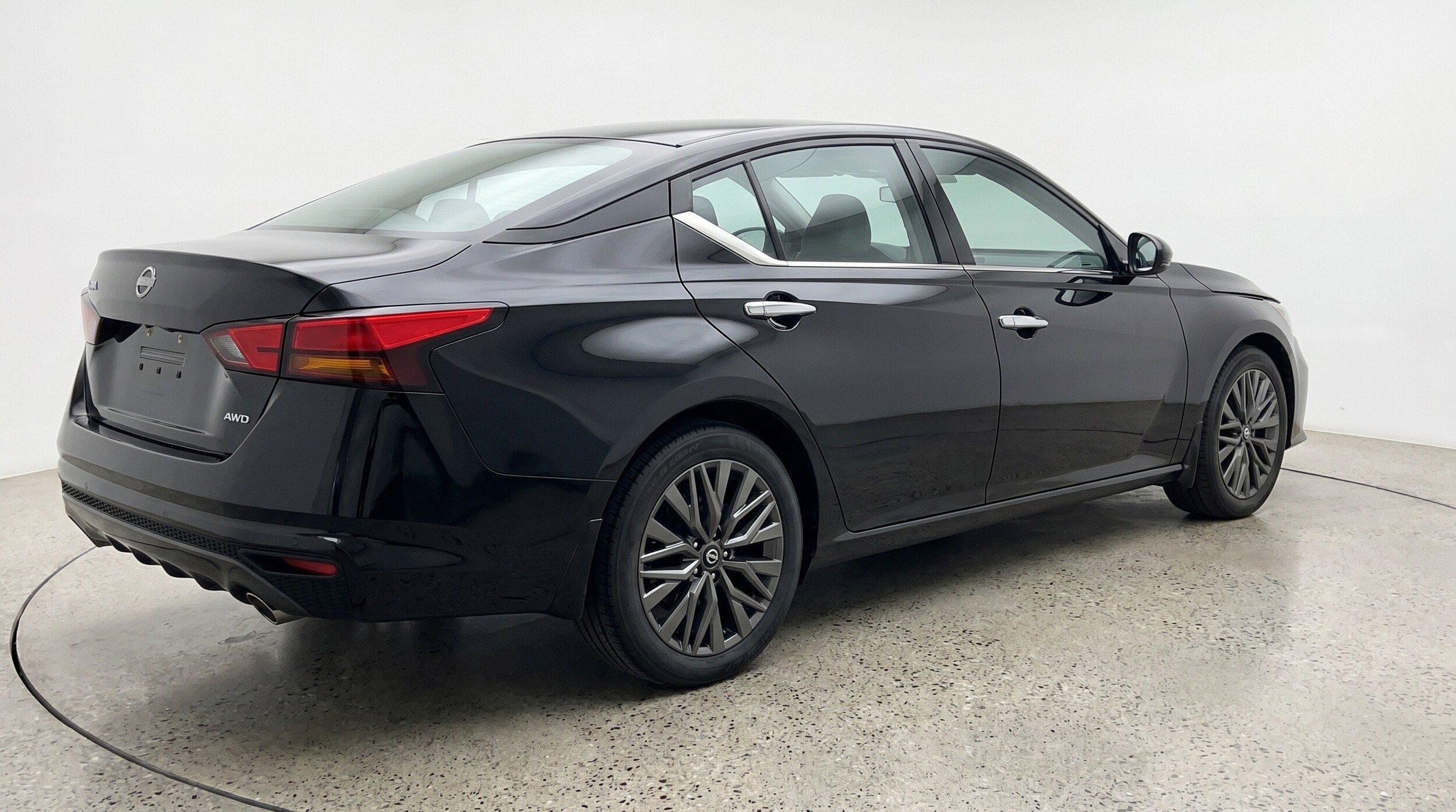 Thumbnail: 2025 Nissan Altima - 9