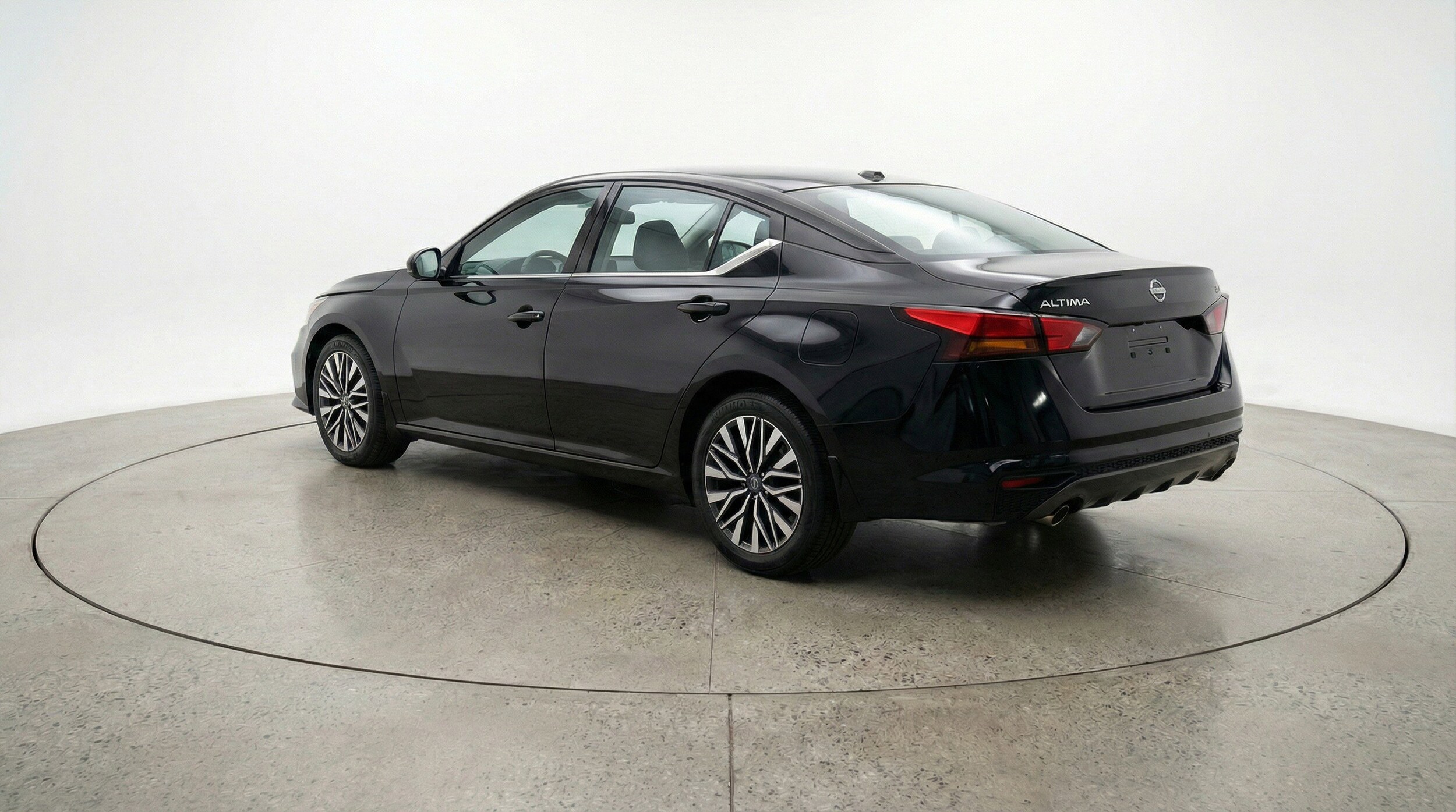 Thumbnail: 2025 Nissan Altima - 6