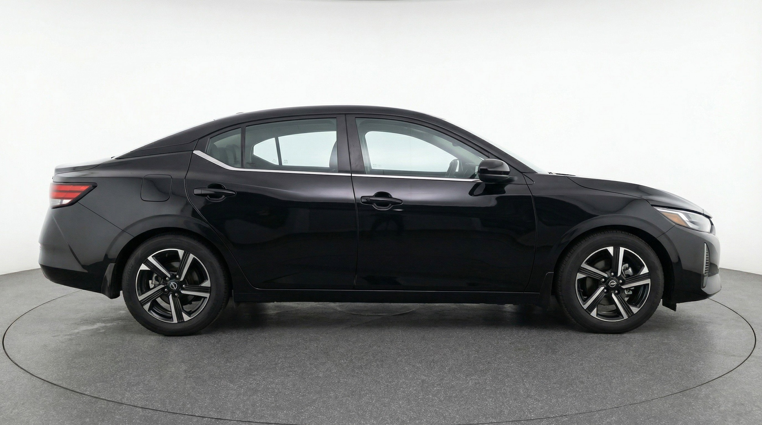 Thumbnail: 2025 Nissan Sentra - 11