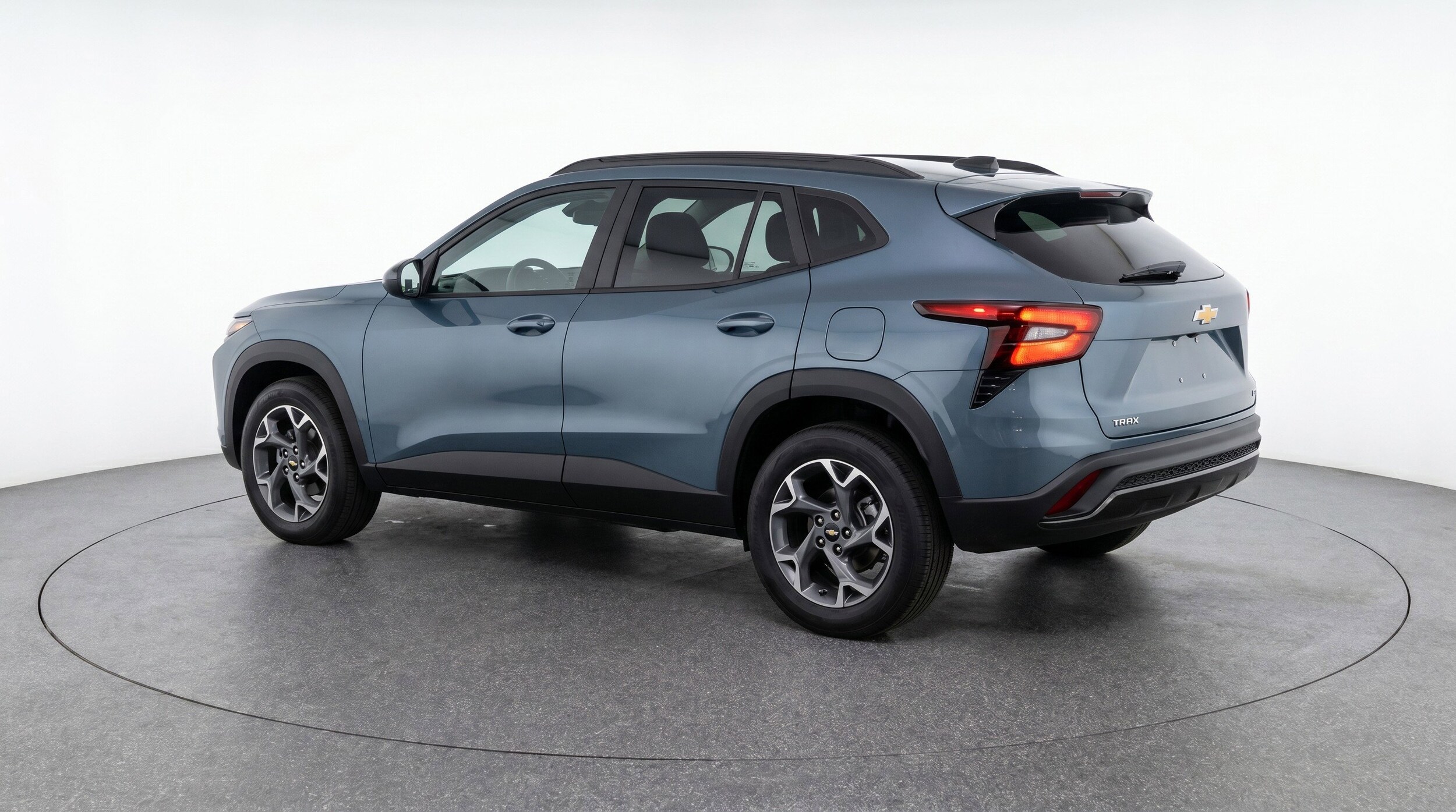 Thumbnail: 2025 Chevrolet Trax - 6