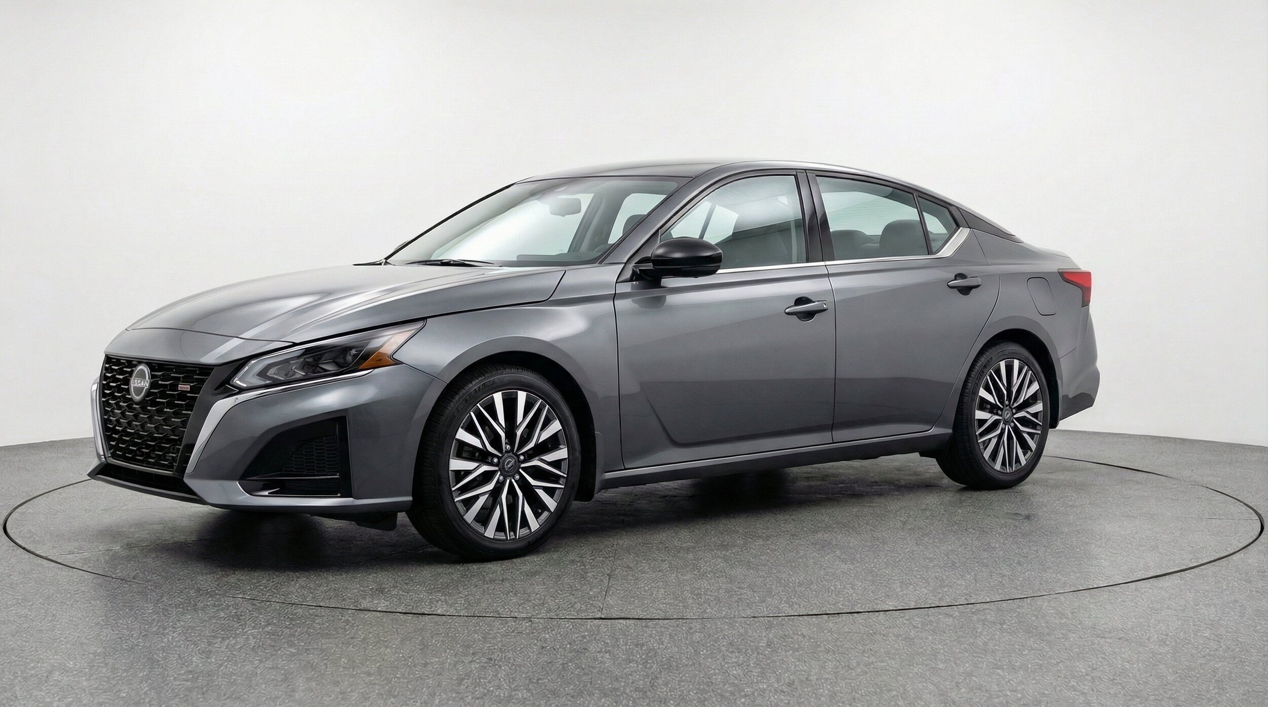 Thumbnail: 2025 Nissan Altima - 3