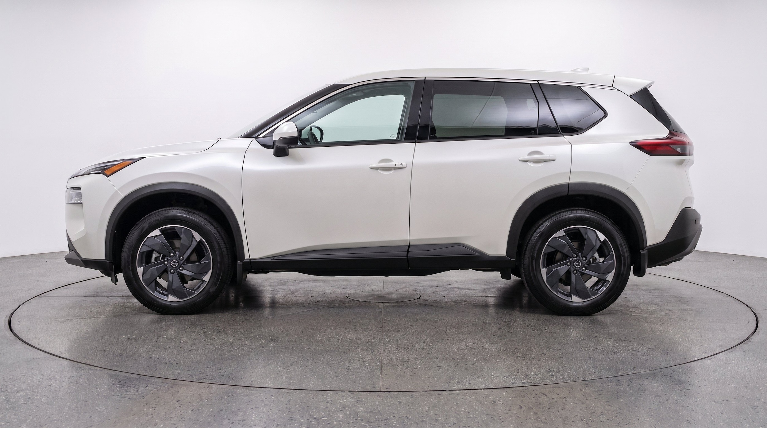 Thumbnail: 2025 Nissan Rogue - 5