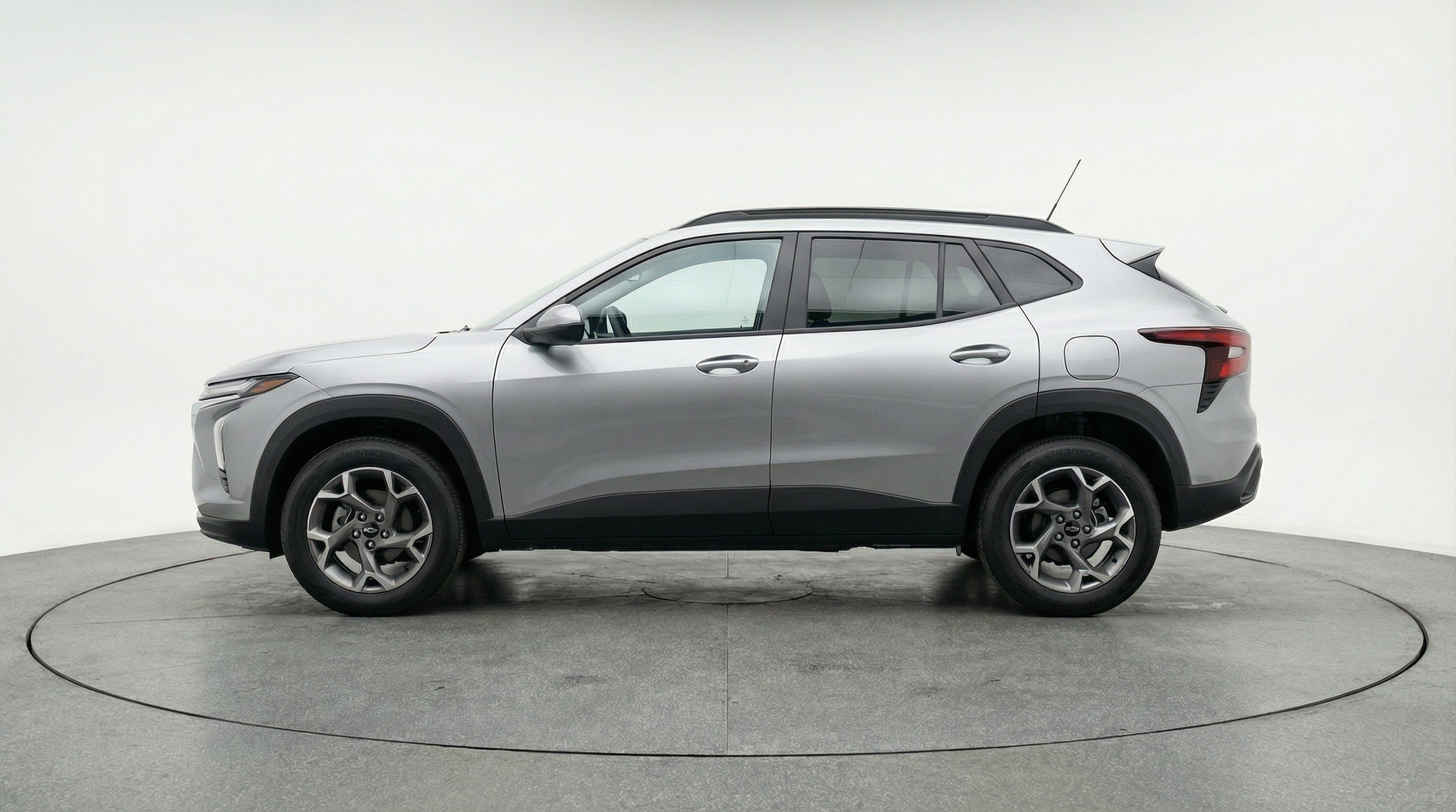 Thumbnail: 2025 Chevrolet Trax - 5